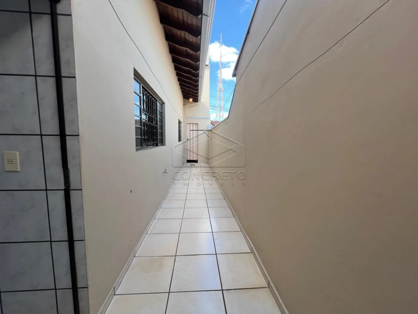 Comprar Casa / Sobrado em Len&ccedil;&oacute;is Paulista R$ 750.000,00 - Foto 14