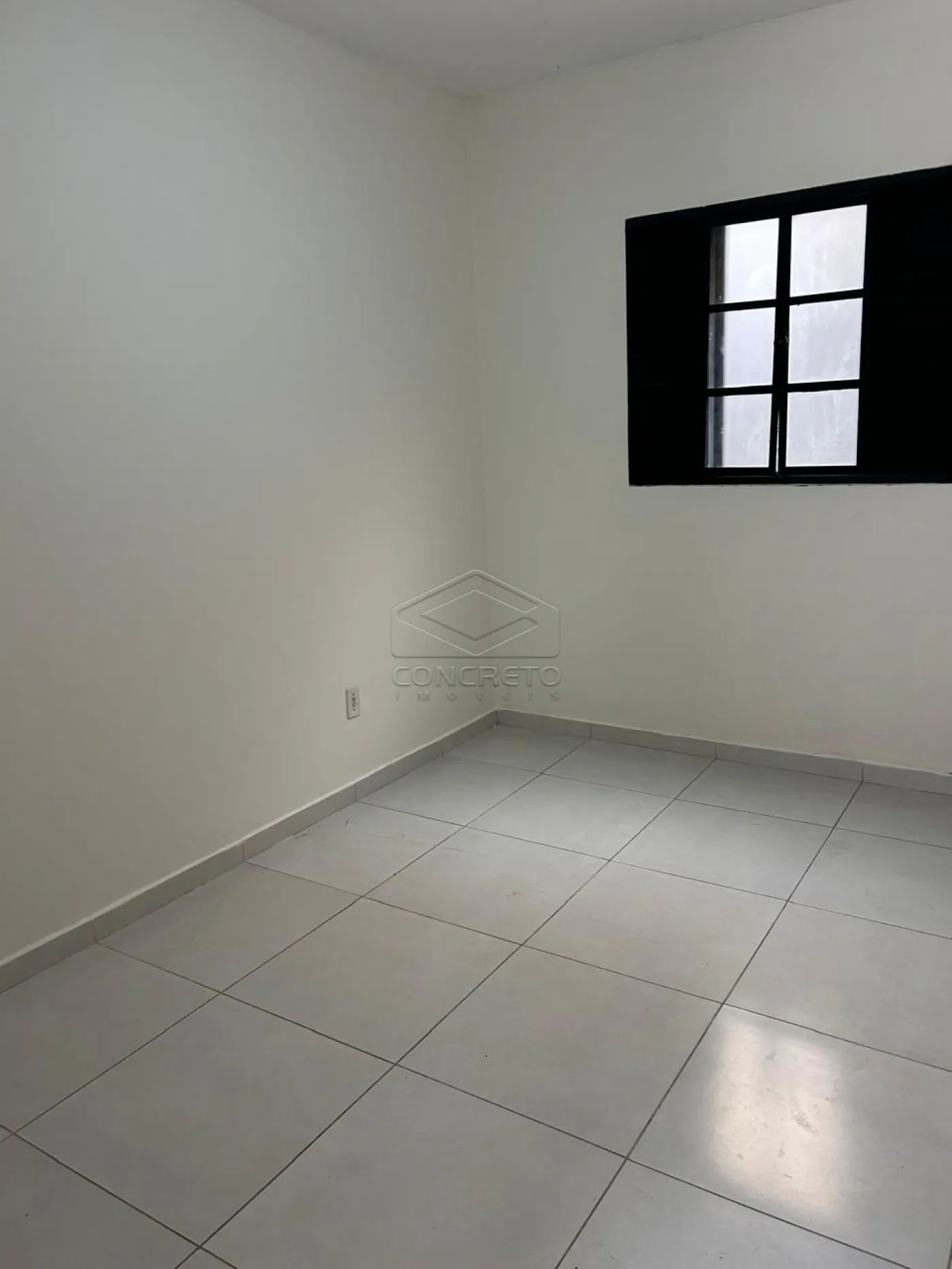 Alugar Apartamento / Kitnet em Len&ccedil;&oacute;is Paulista R$ 900,00 - Foto 5