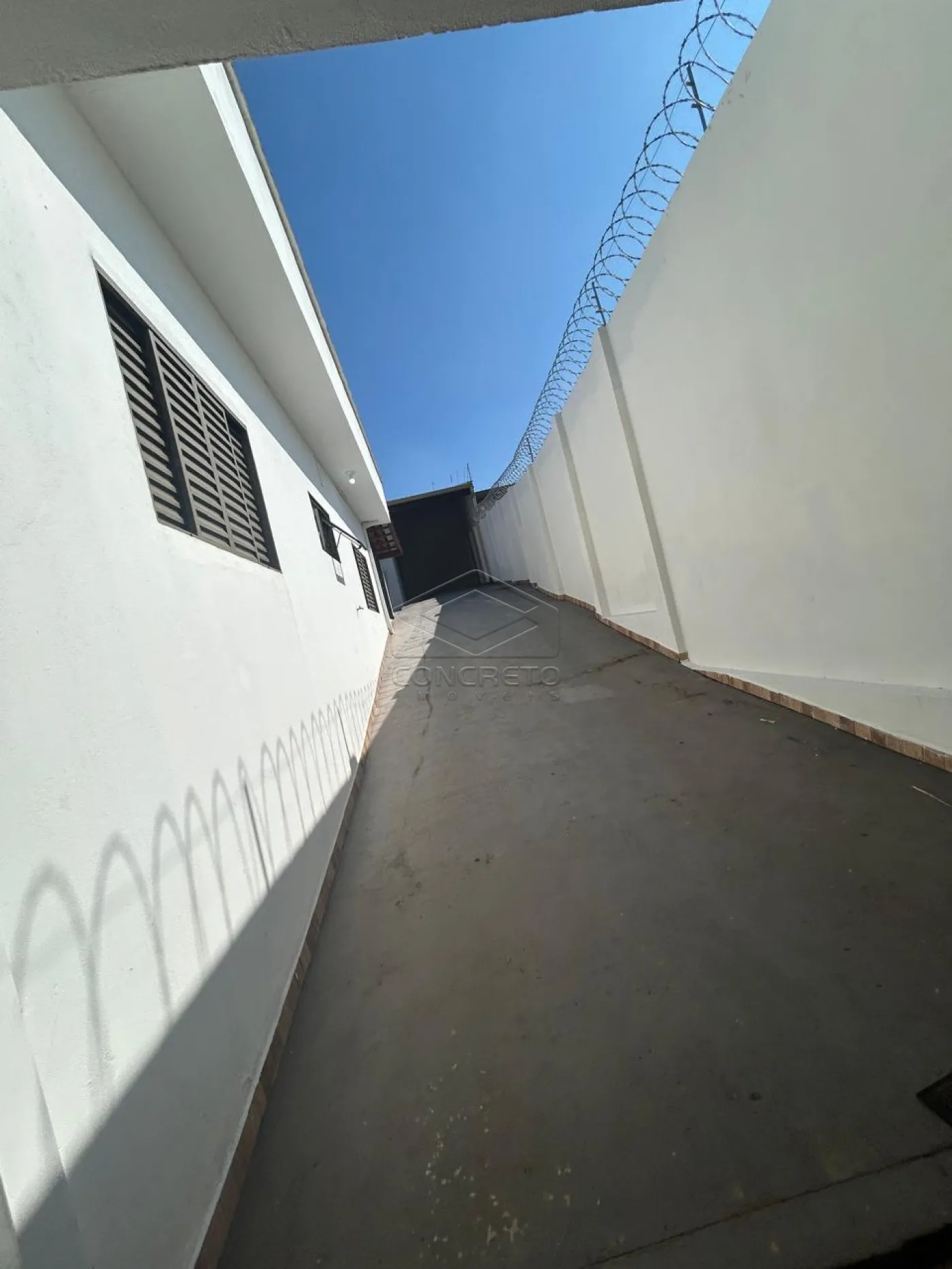 Alugar Casa / Padr&atilde;o em Len&ccedil;&oacute;is Paulista R$ 4.500,00 - Foto 14