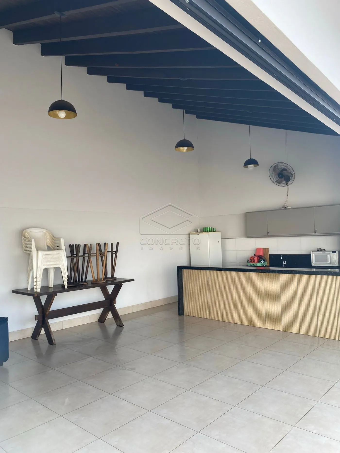 Alugar Casa / Edicula em Len&ccedil;&oacute;is Paulista R$ 2.250,00 - Foto 3