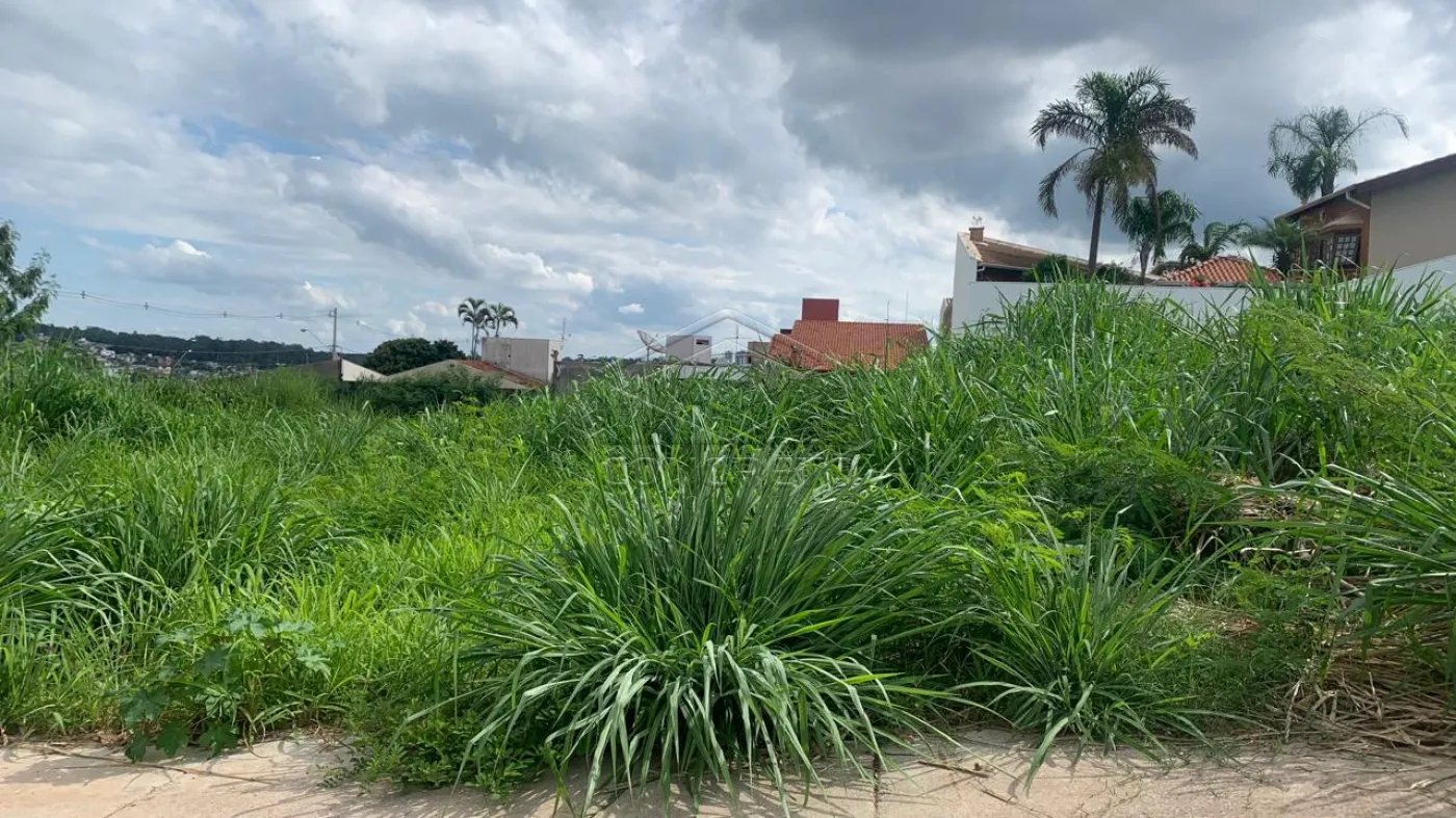 Comprar Terreno / Padr&atilde;o em Bauru R$ 265.000,00 - Foto 1