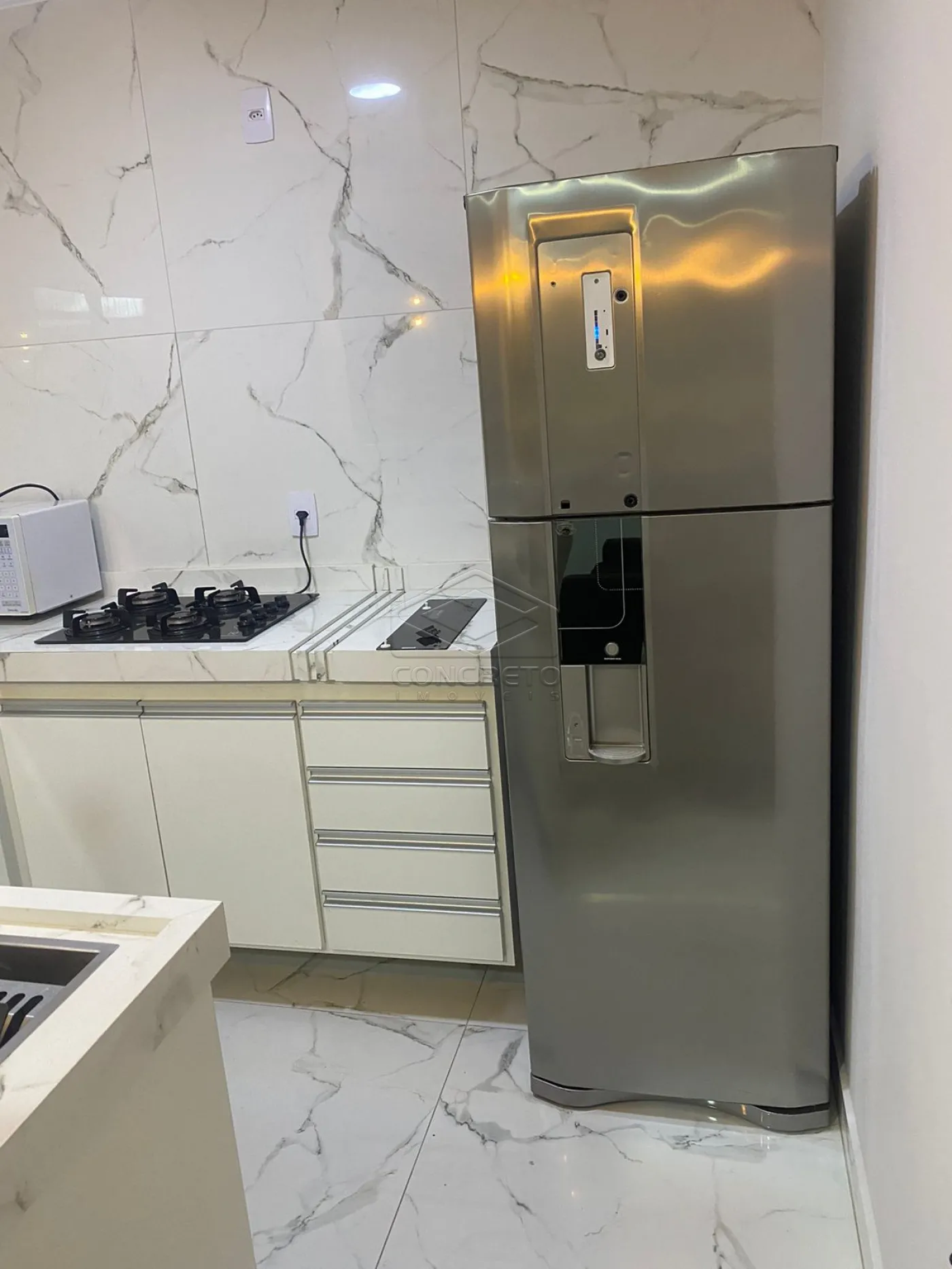 Alugar Apartamento / Padr&atilde;o em Botucatu R$ 1.500,00 - Foto 1