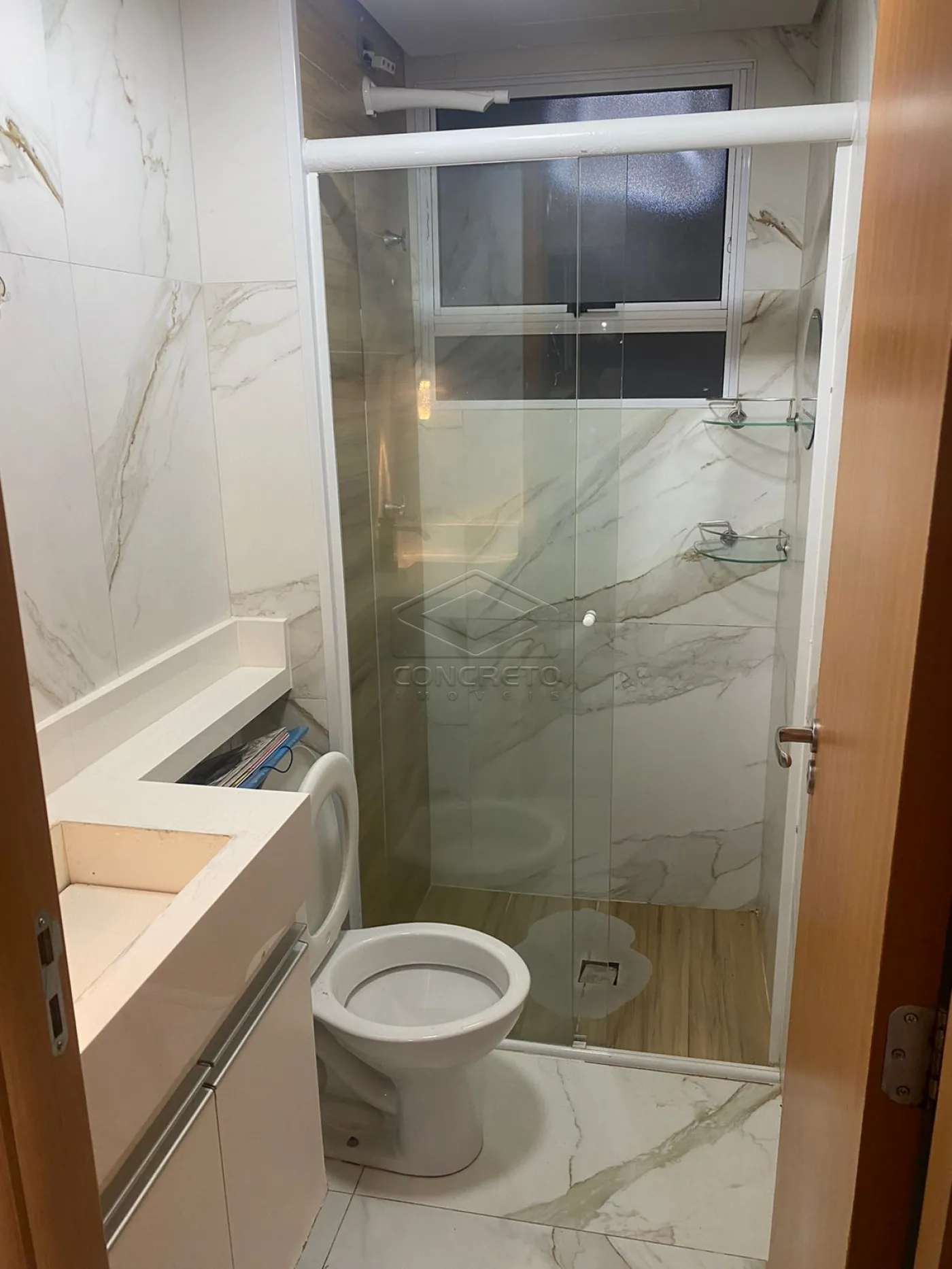 Alugar Apartamento / Padr&atilde;o em Botucatu R$ 1.500,00 - Foto 11