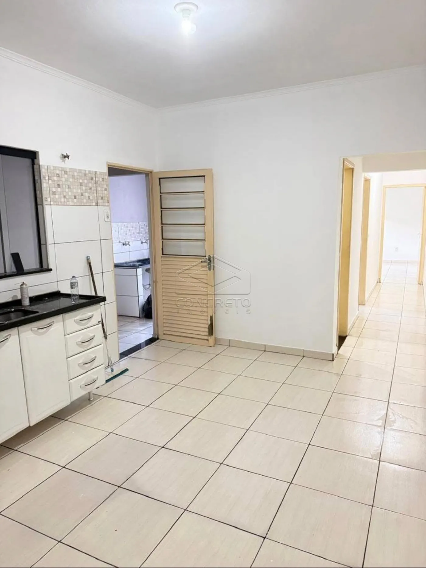 Comprar Casa / Resid&ecirc;ncia em Len&ccedil;&oacute;is Paulista R$ 255.000,00 - Foto 3