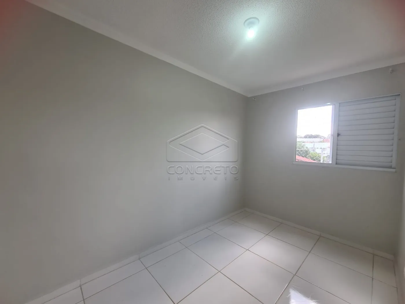 Comprar Apartamento / Padr&atilde;o em Len&ccedil;&oacute;is Paulista R$ 265.000,00 - Foto 3
