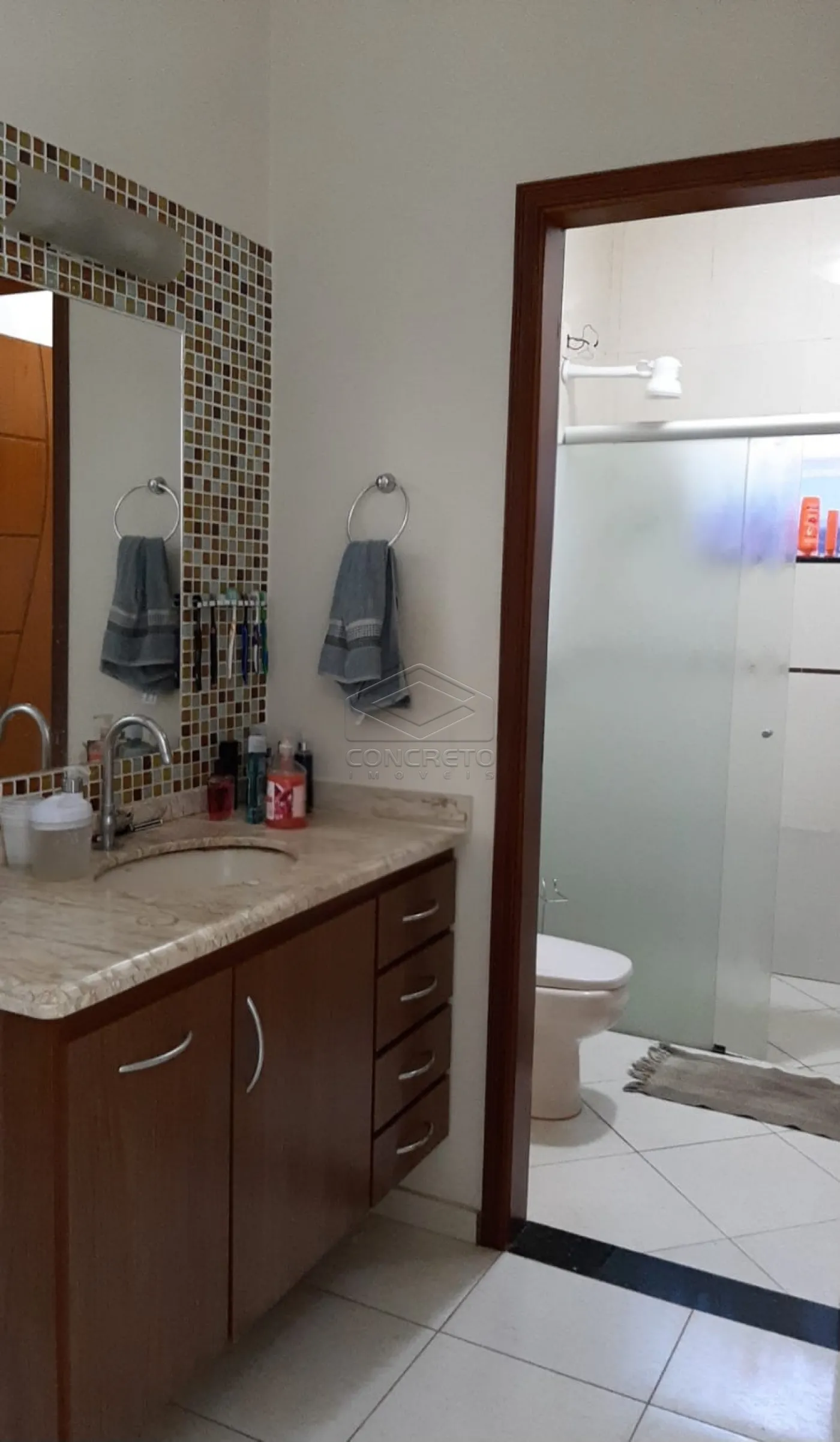 Comprar Casa / Resid&ecirc;ncia em Len&ccedil;&oacute;is Paulista R$ 550.000,00 - Foto 9