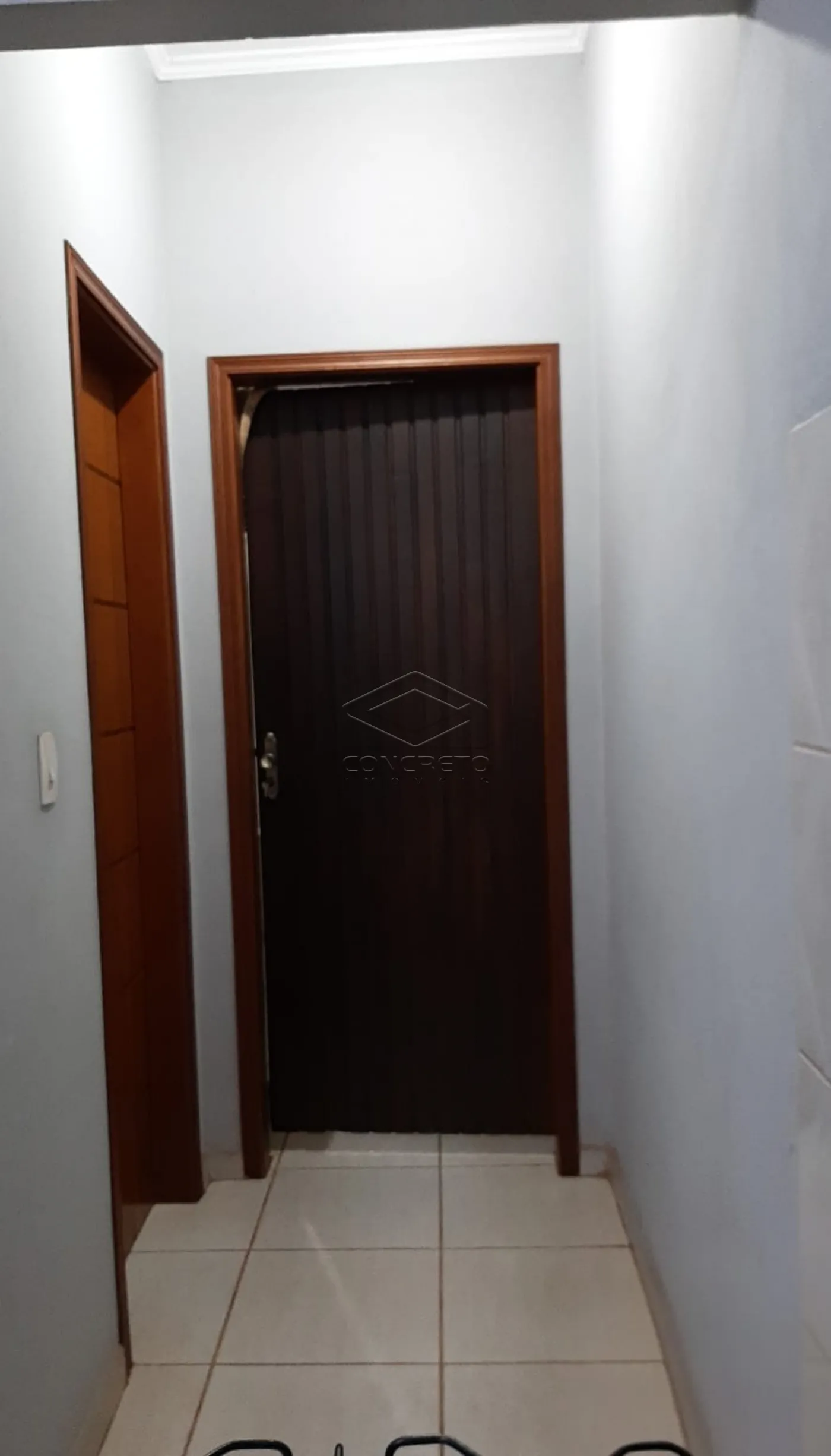 Comprar Casa / Resid&ecirc;ncia em Len&ccedil;&oacute;is Paulista R$ 550.000,00 - Foto 13