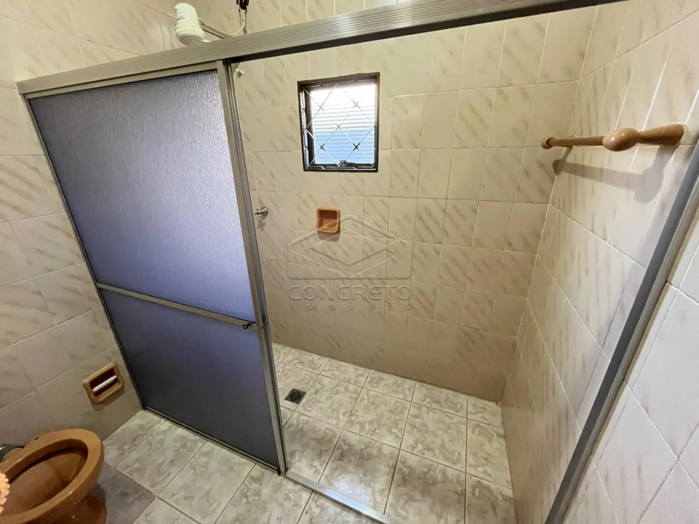 Comprar Casa / Padr&atilde;o em Len&ccedil;&oacute;is Paulista R$ 395.000,00 - Foto 13