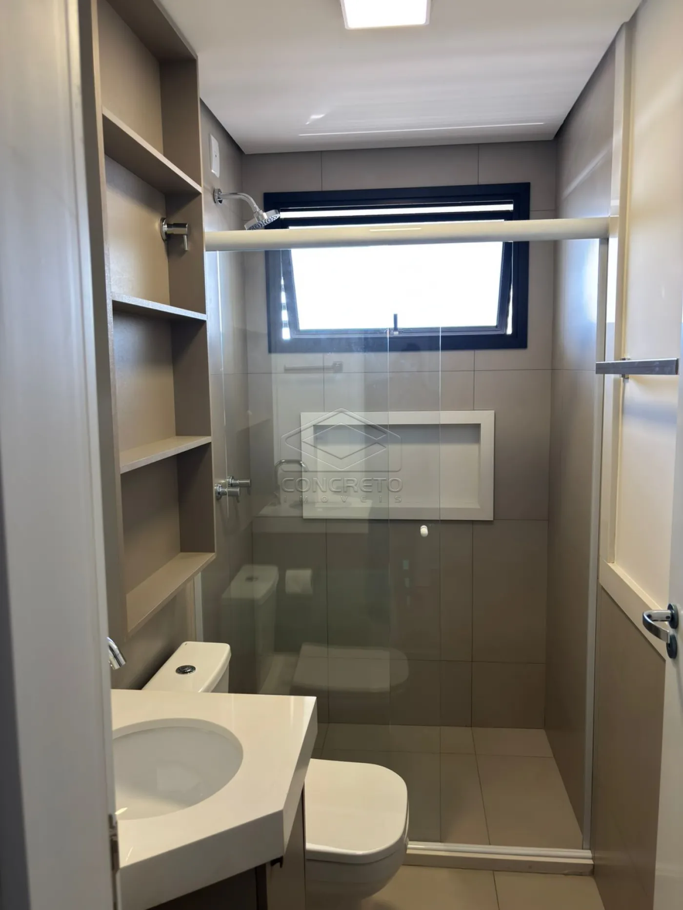 Alugar Apartamento / Mobiliado em Len&ccedil;&oacute;is Paulista R$ 4.000,00 - Foto 4