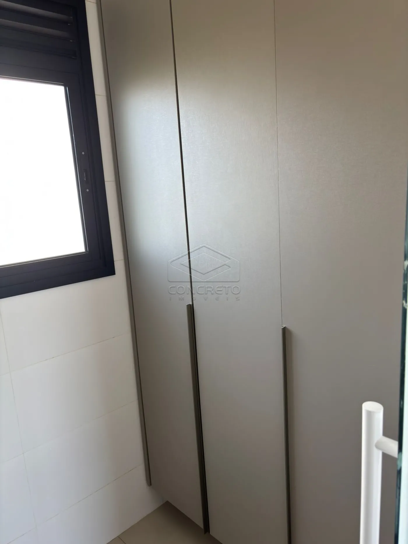 Alugar Apartamento / Mobiliado em Len&ccedil;&oacute;is Paulista R$ 4.000,00 - Foto 13