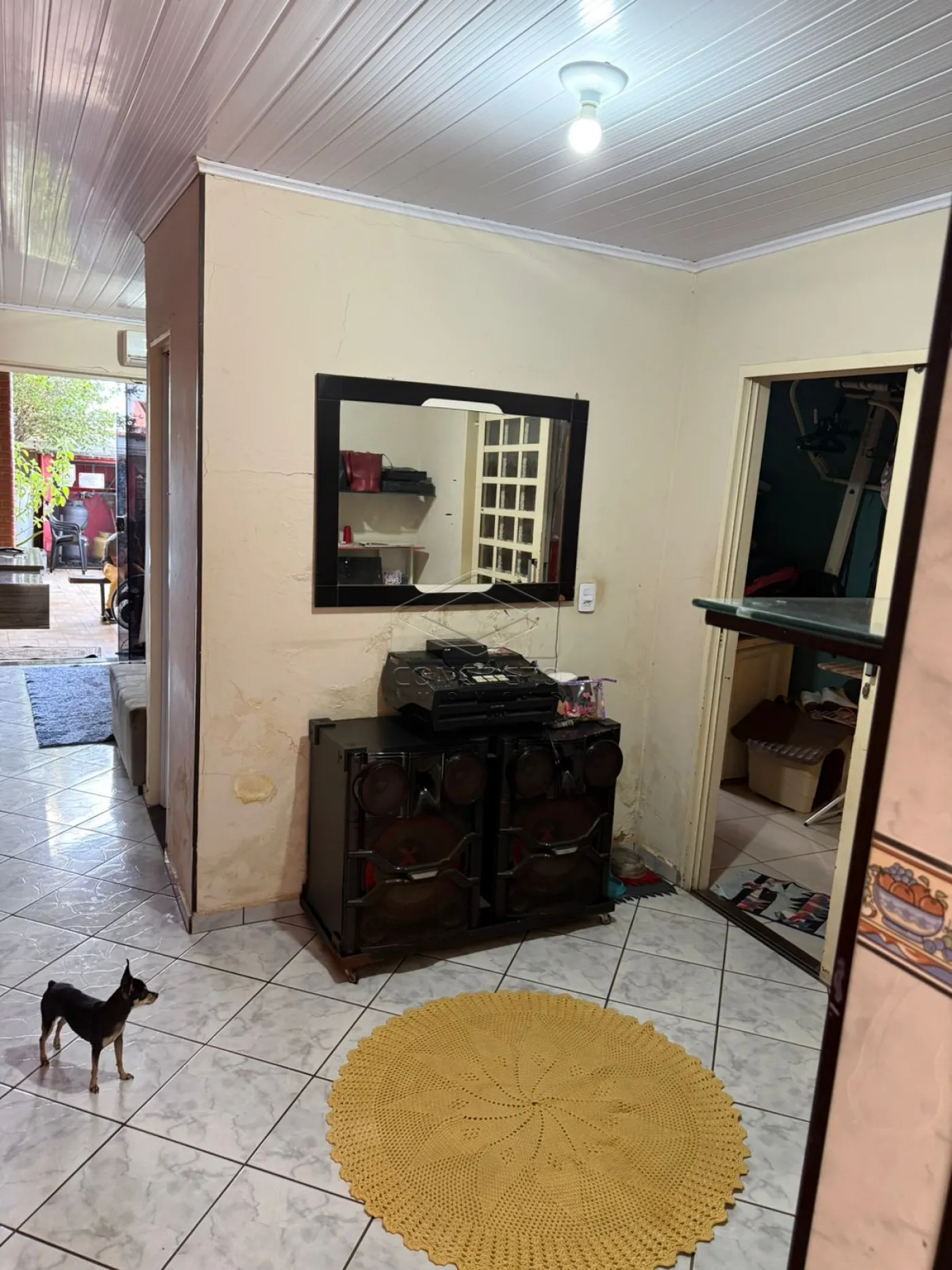 Comprar Casa / Padr&atilde;o em Len&ccedil;&oacute;is Paulista R$ 450.000,00 - Foto 2