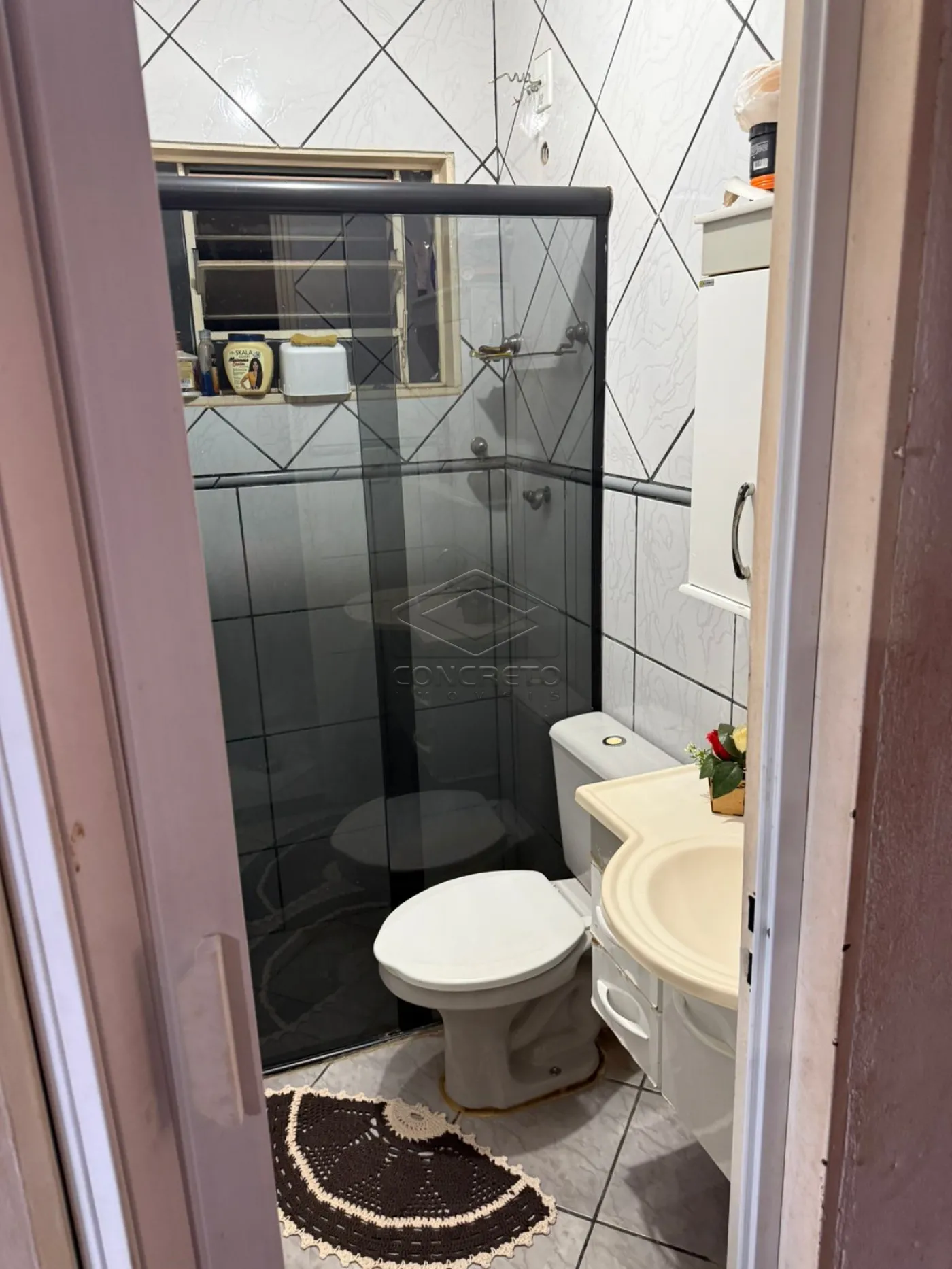 Comprar Casa / Padr&atilde;o em Len&ccedil;&oacute;is Paulista R$ 450.000,00 - Foto 7
