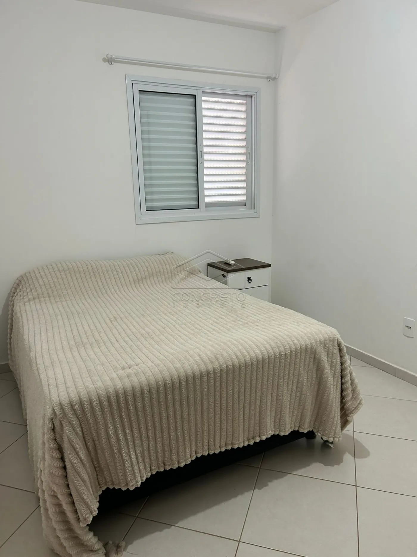 Alugar Apartamento / Mobiliado em Len&ccedil;&oacute;is Paulista R$ 3.500,00 - Foto 5