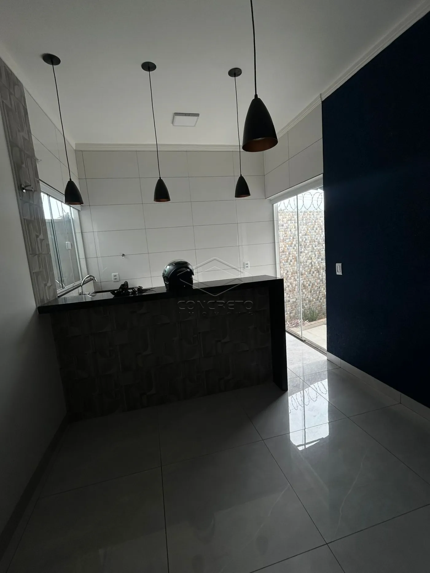 Alugar Casa / Padr&atilde;o em Len&ccedil;&oacute;is Paulista R$ 2.500,00 - Foto 2