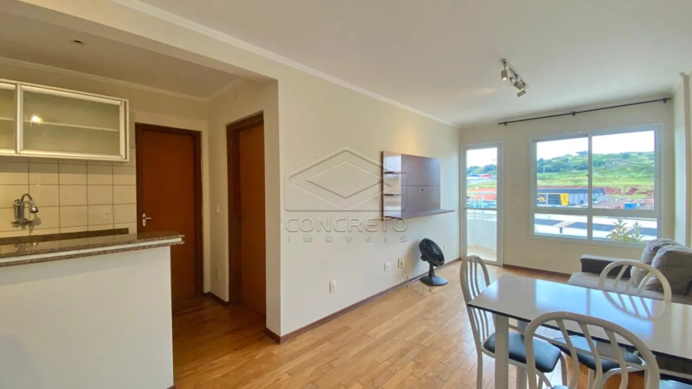 Alugar Apartamento / Padr&atilde;o em Ja&uacute; R$ 1.480,00 - Foto 1