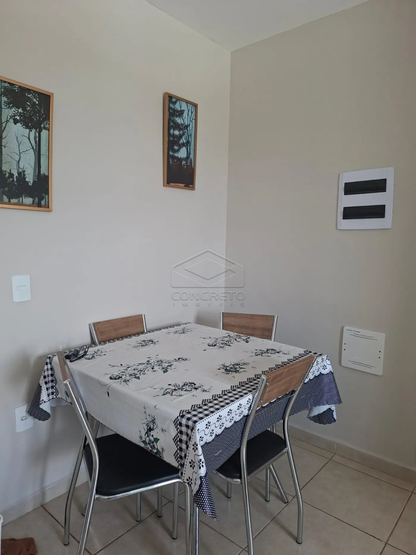 Alugar Apartamento / Mobiliado em Len&ccedil;&oacute;is Paulista R$ 1.950,00 - Foto 1