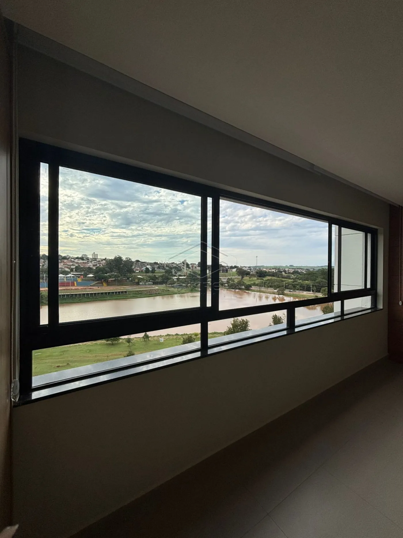 Alugar Apartamento / Duplex em Len&ccedil;&oacute;is Paulista R$ 9.000,00 - Foto 10