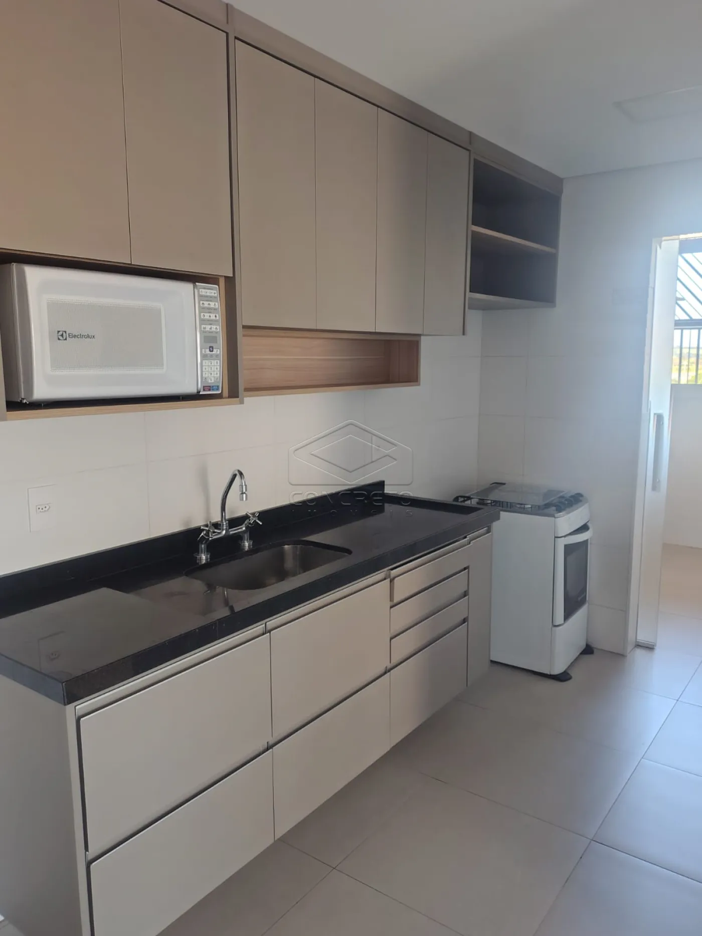 Alugar Apartamento / Padr&atilde;o em Len&ccedil;&oacute;is Paulista R$ 2.800,00 - Foto 7