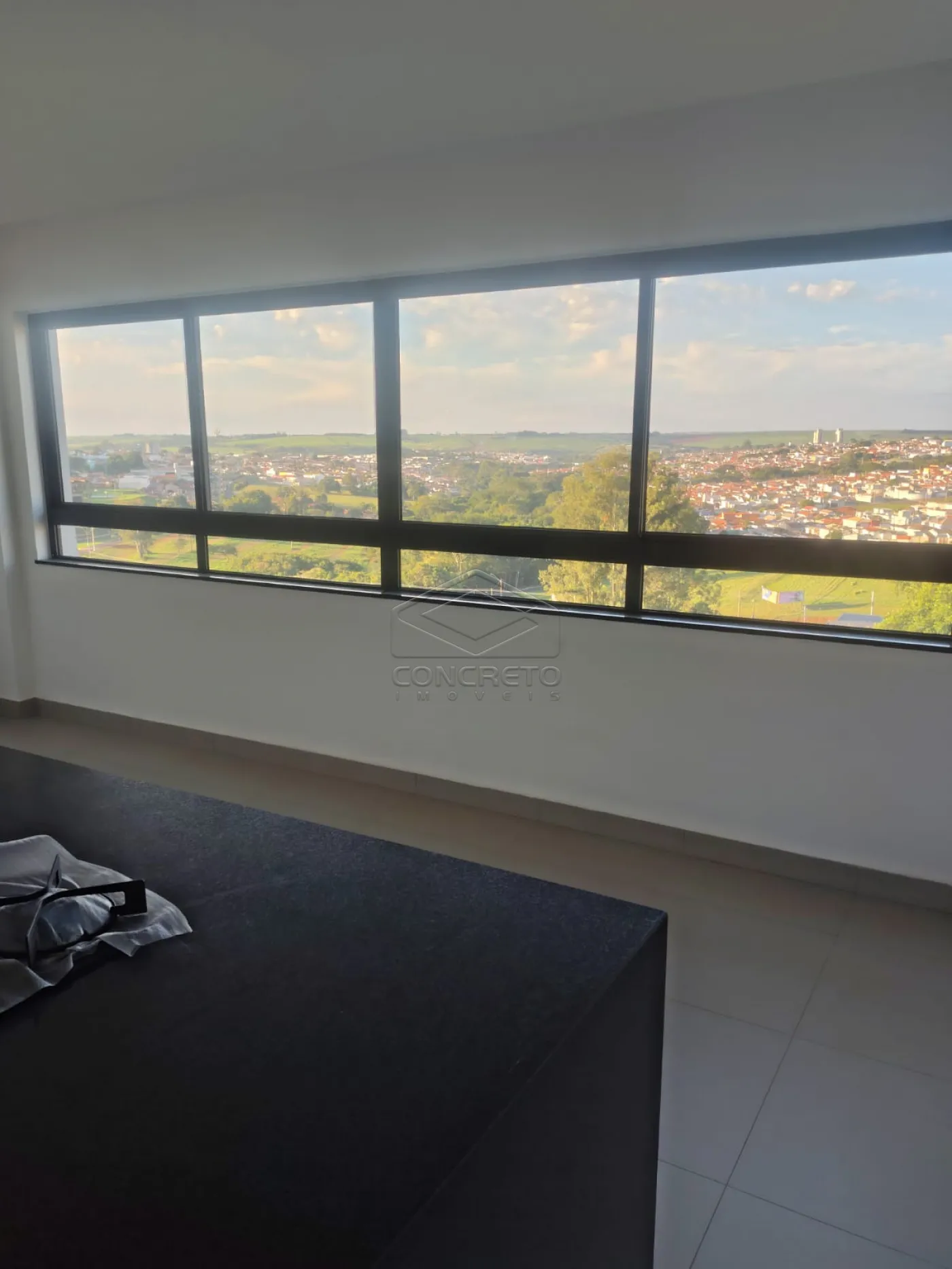 Alugar Apartamento / Mobiliado em Len&ccedil;&oacute;is Paulista R$ 3.800,00 - Foto 4
