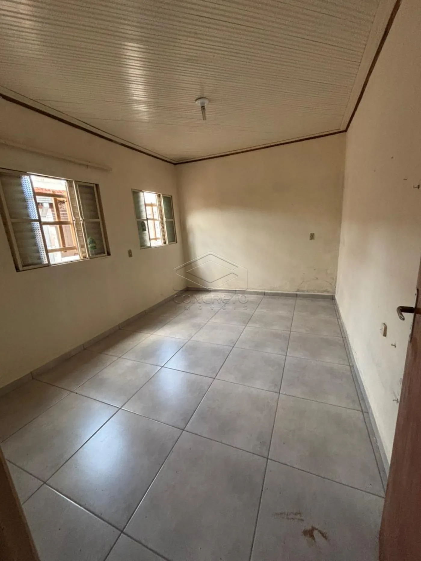 Alugar Casa / Resid&ecirc;ncia em Len&ccedil;&oacute;is Paulista R$ 2.000,00 - Foto 8