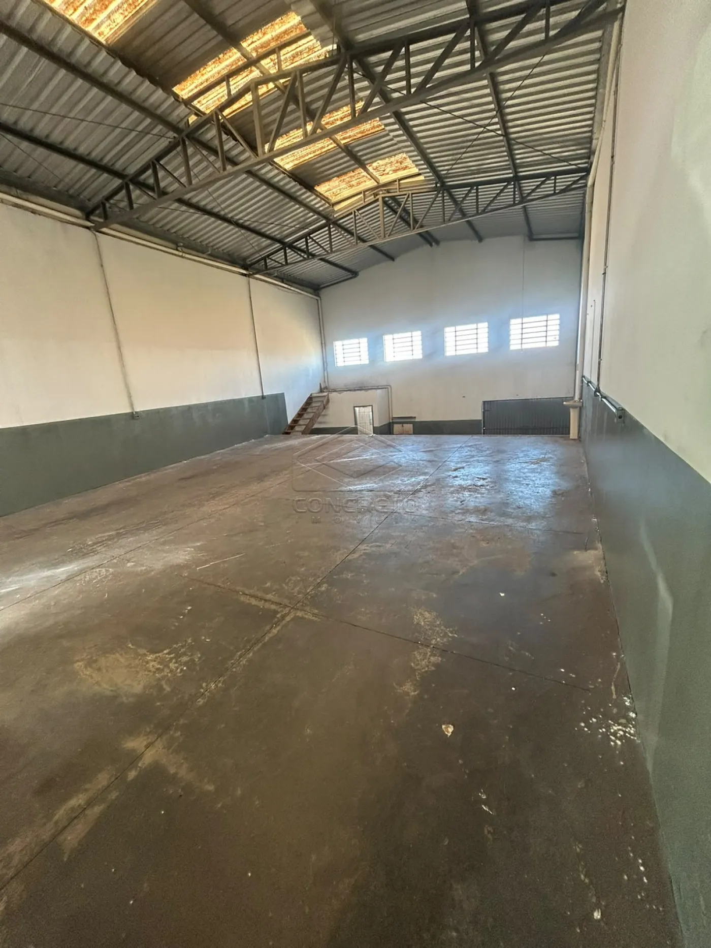 Alugar Comercial / Barrac&atilde;o em Len&ccedil;&oacute;is Paulista R$ 3.500,00 - Foto 6