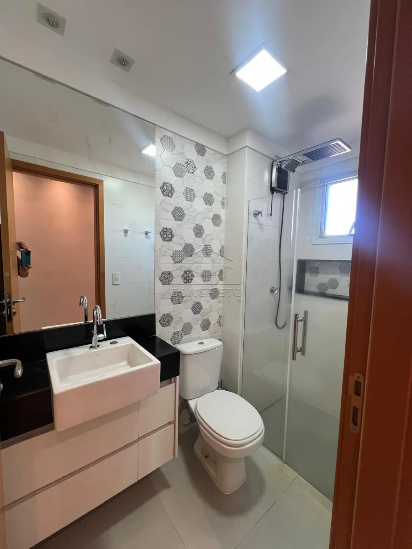 Comprar Apartamento / Padr&atilde;o em Len&ccedil;&oacute;is Paulista R$ 465.000,00 - Foto 4