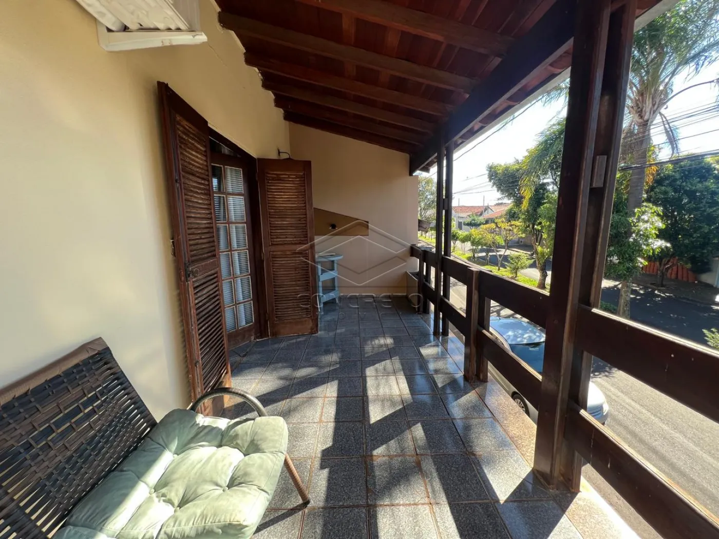 Comprar Casa / Padr&atilde;o em Len&ccedil;&oacute;is Paulista R$ 530.000,00 - Foto 1