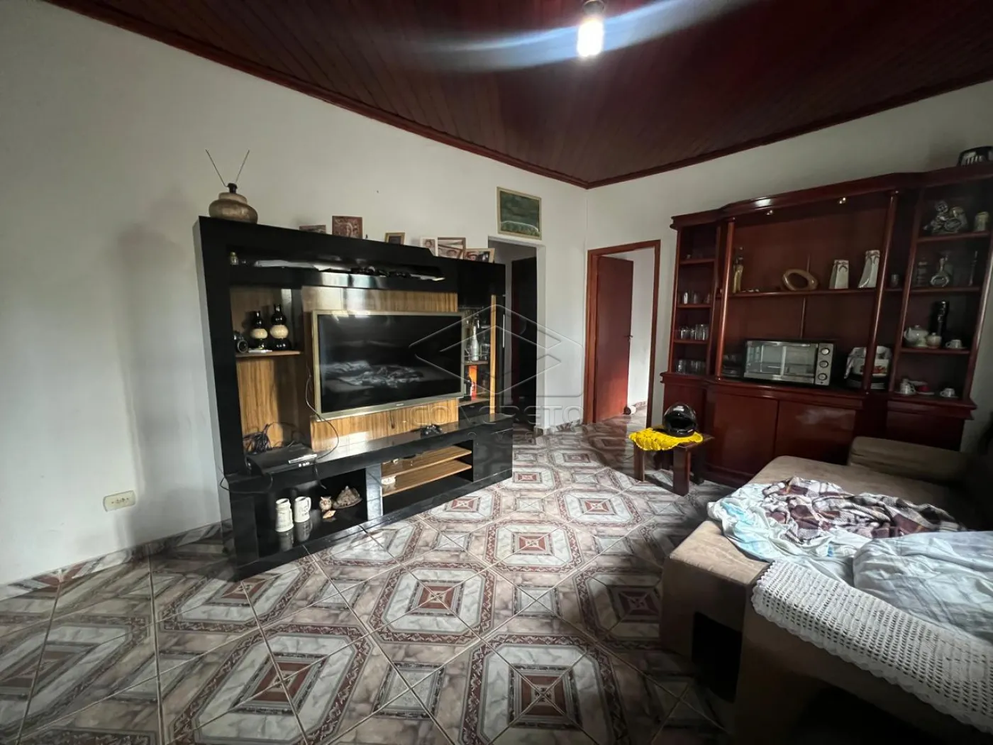 Comprar Casa / Resid&ecirc;ncia em Len&ccedil;&oacute;is Paulista R$ 400.000,00 - Foto 3