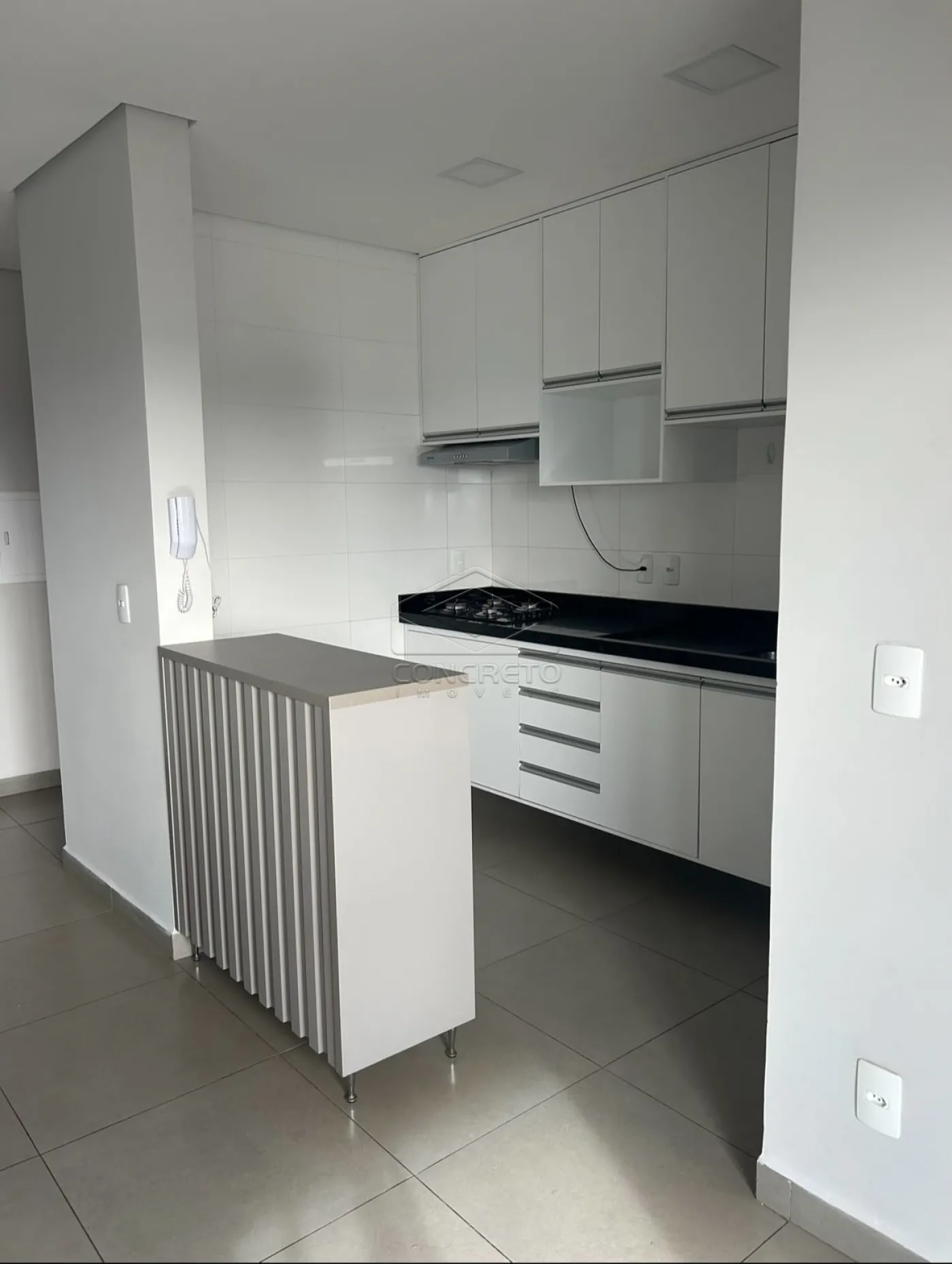 Alugar Apartamento / Mobiliado em Len&ccedil;&oacute;is Paulista R$ 2.800,00 - Foto 9