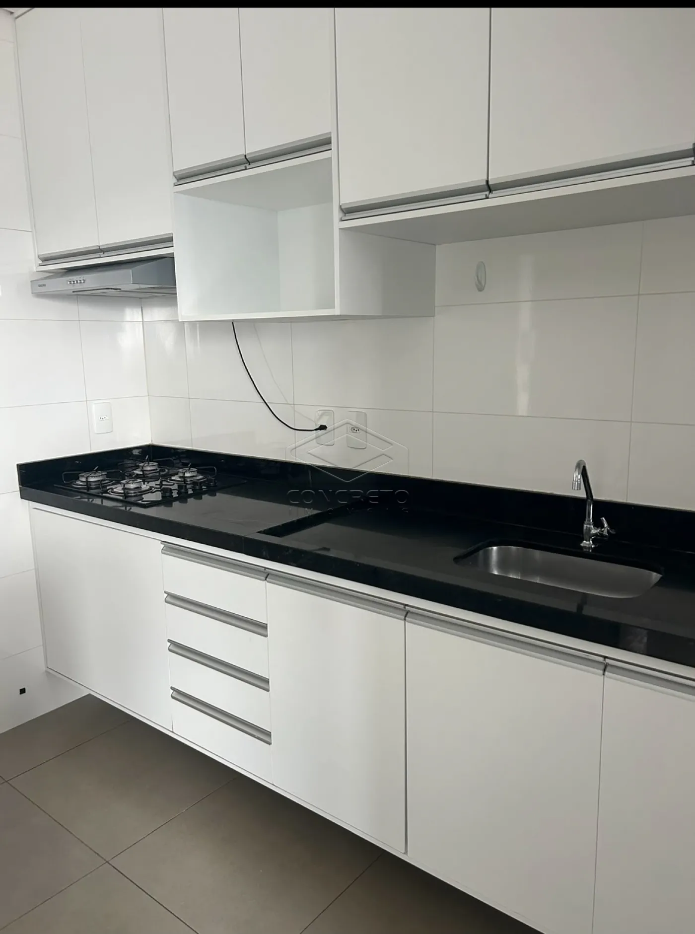 Alugar Apartamento / Mobiliado em Len&ccedil;&oacute;is Paulista R$ 2.800,00 - Foto 10