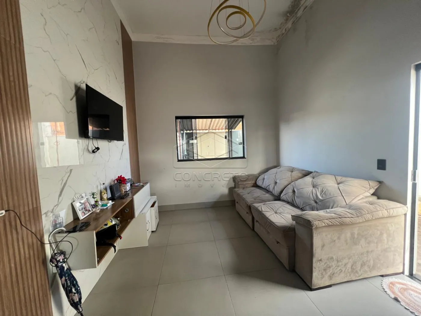 Comprar Casa / Padr&atilde;o em Len&ccedil;&oacute;is Paulista R$ 350.000,00 - Foto 2