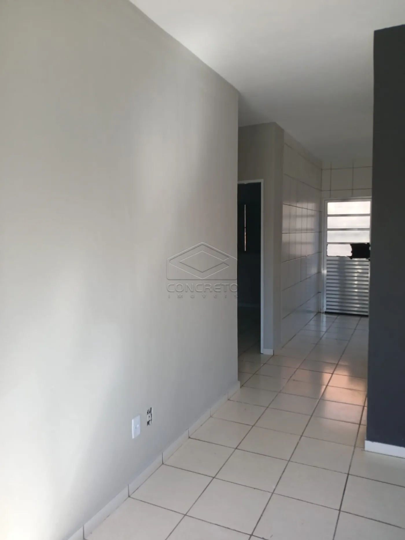 Comprar Casa / Padr&atilde;o em Len&ccedil;&oacute;is Paulista R$ 230.000,00 - Foto 9