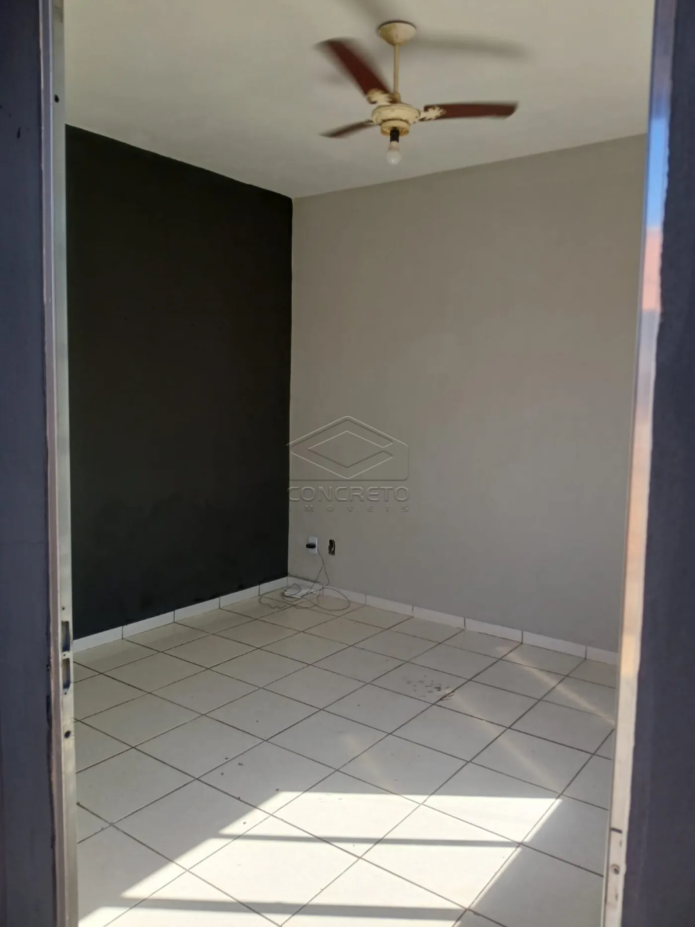 Comprar Casa / Padr&atilde;o em Len&ccedil;&oacute;is Paulista R$ 230.000,00 - Foto 14