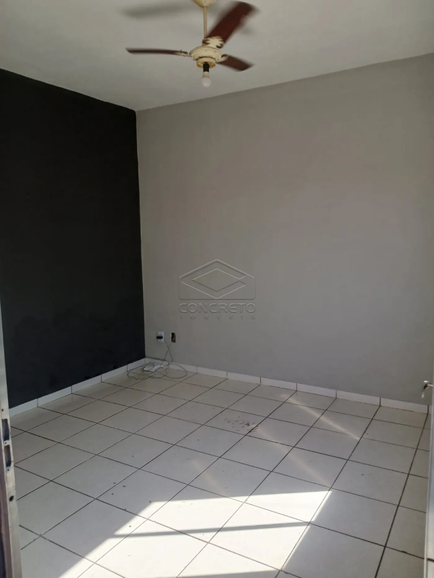 Comprar Casa / Padr&atilde;o em Len&ccedil;&oacute;is Paulista R$ 230.000,00 - Foto 16