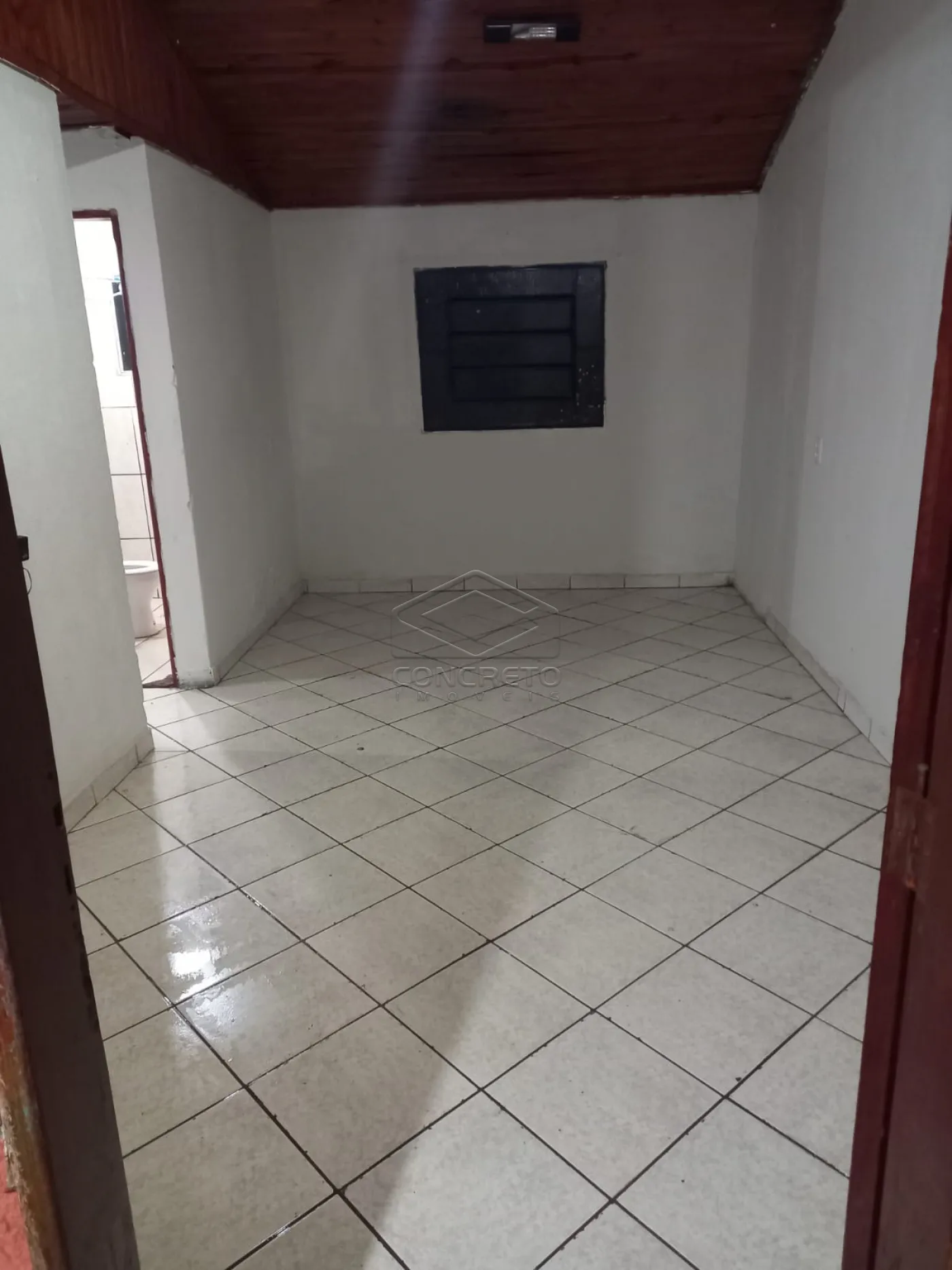 Comprar Casa / Resid&ecirc;ncia em Len&ccedil;&oacute;is Paulista R$ 300.000,00 - Foto 2