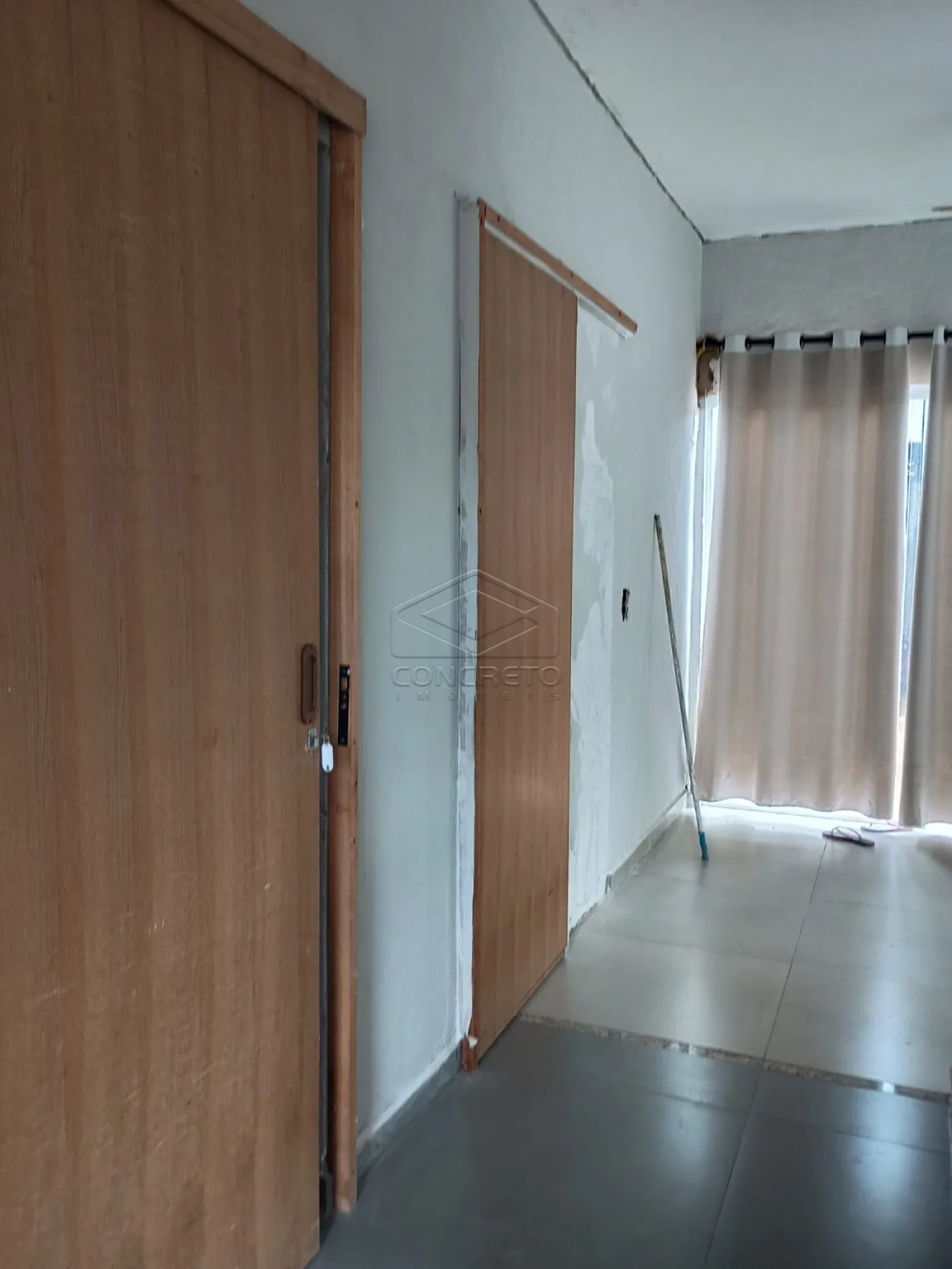 Comprar Casa / Padr&atilde;o em Len&ccedil;&oacute;is Paulista R$ 280.000,00 - Foto 2
