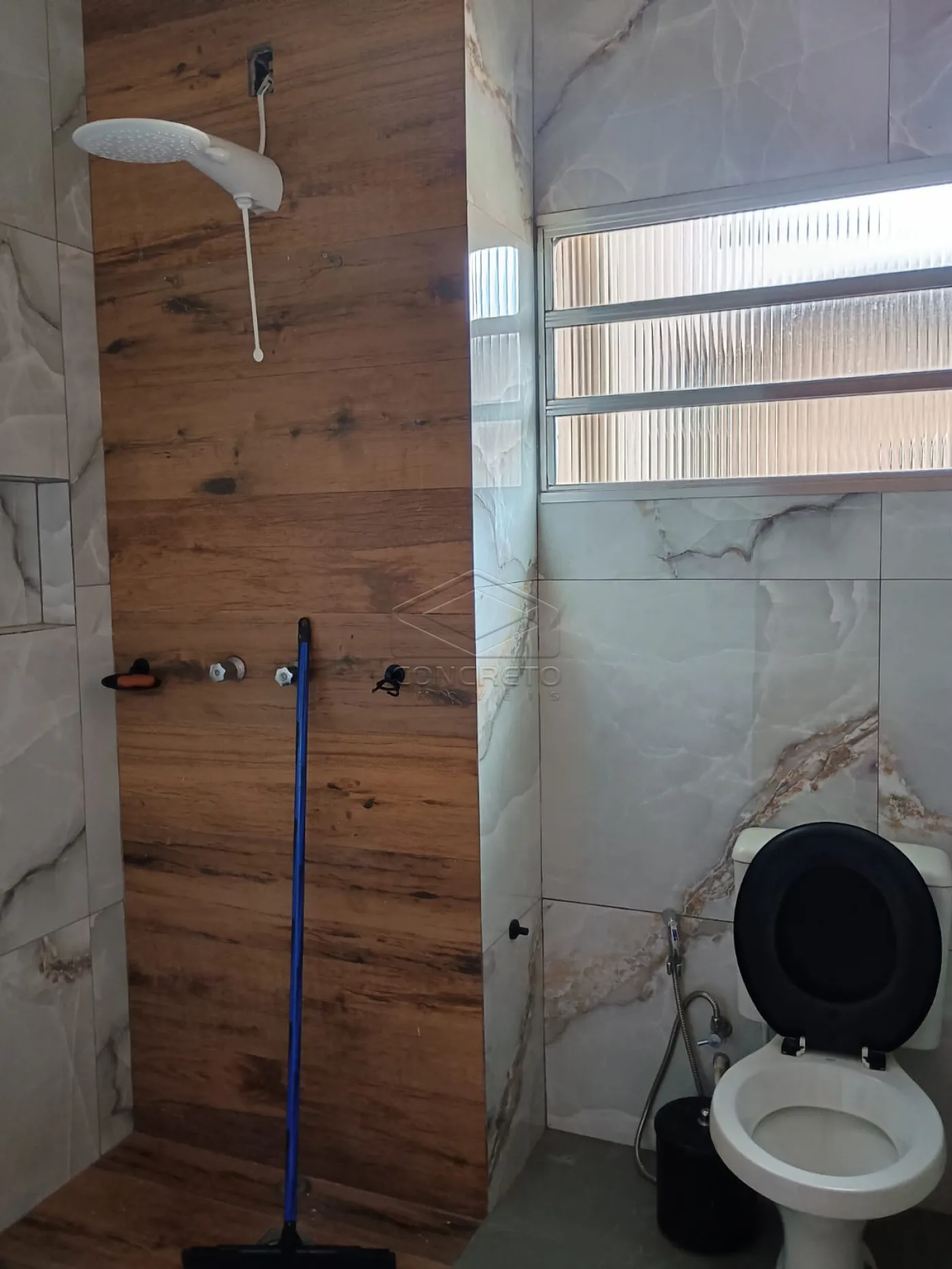 Comprar Casa / Padr&atilde;o em Len&ccedil;&oacute;is Paulista R$ 280.000,00 - Foto 9