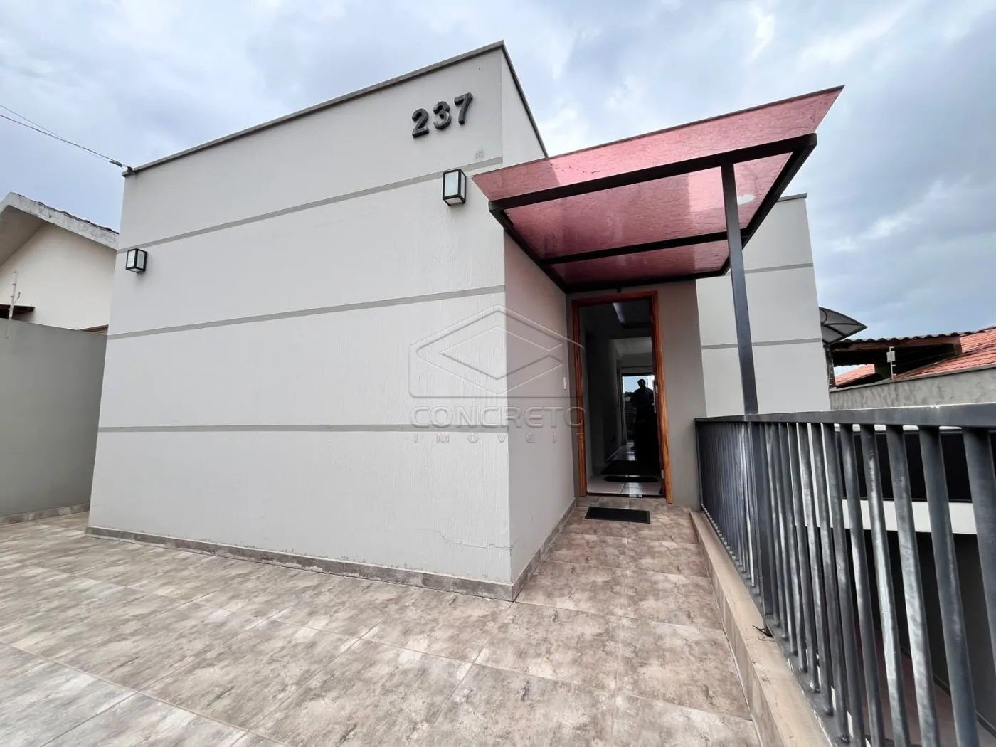 Comprar Casa / Resid&ecirc;ncia em Len&ccedil;&oacute;is Paulista R$ 380.000,00 - Foto 2