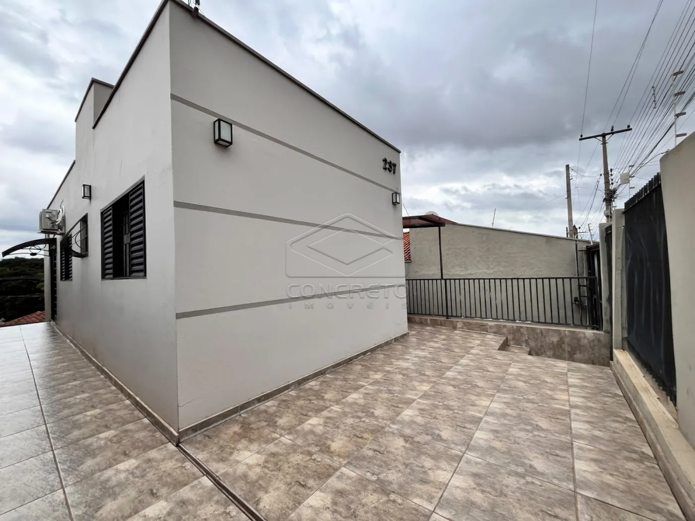 Comprar Casa / Resid&ecirc;ncia em Len&ccedil;&oacute;is Paulista R$ 380.000,00 - Foto 3