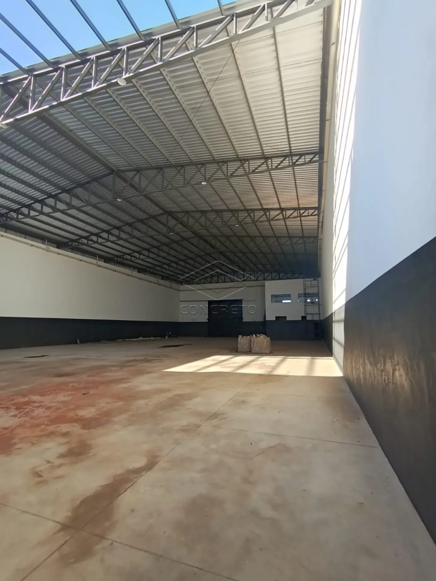 Alugar Comercial / Pr&eacute;dio Comercial em Bauru R$ 30.000,00 - Foto 11