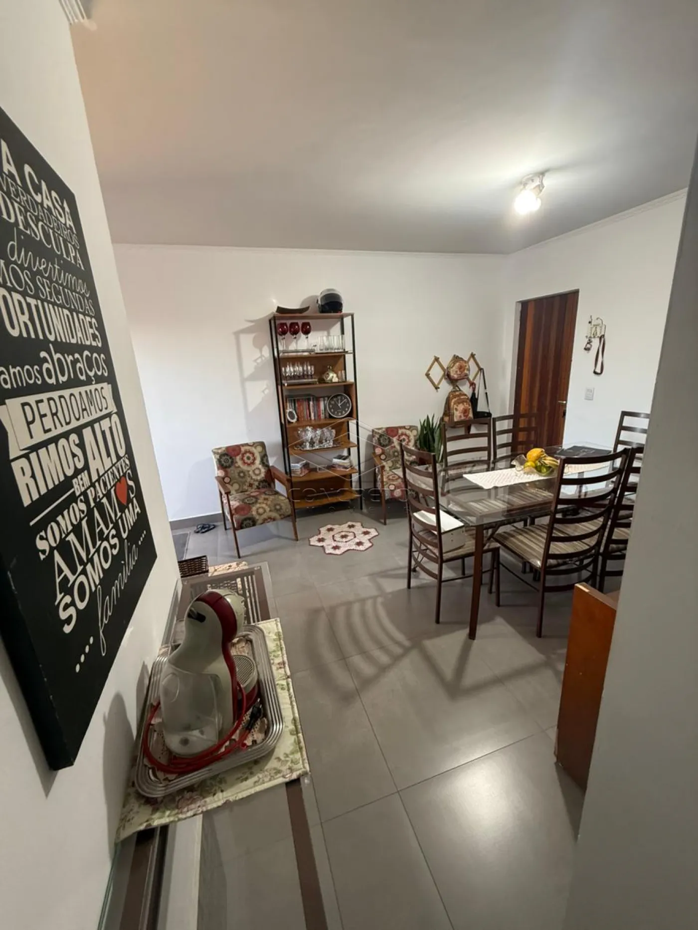 Comprar Apartamento / Padr&atilde;o em Len&ccedil;&oacute;is Paulista R$ 260.000,00 - Foto 3