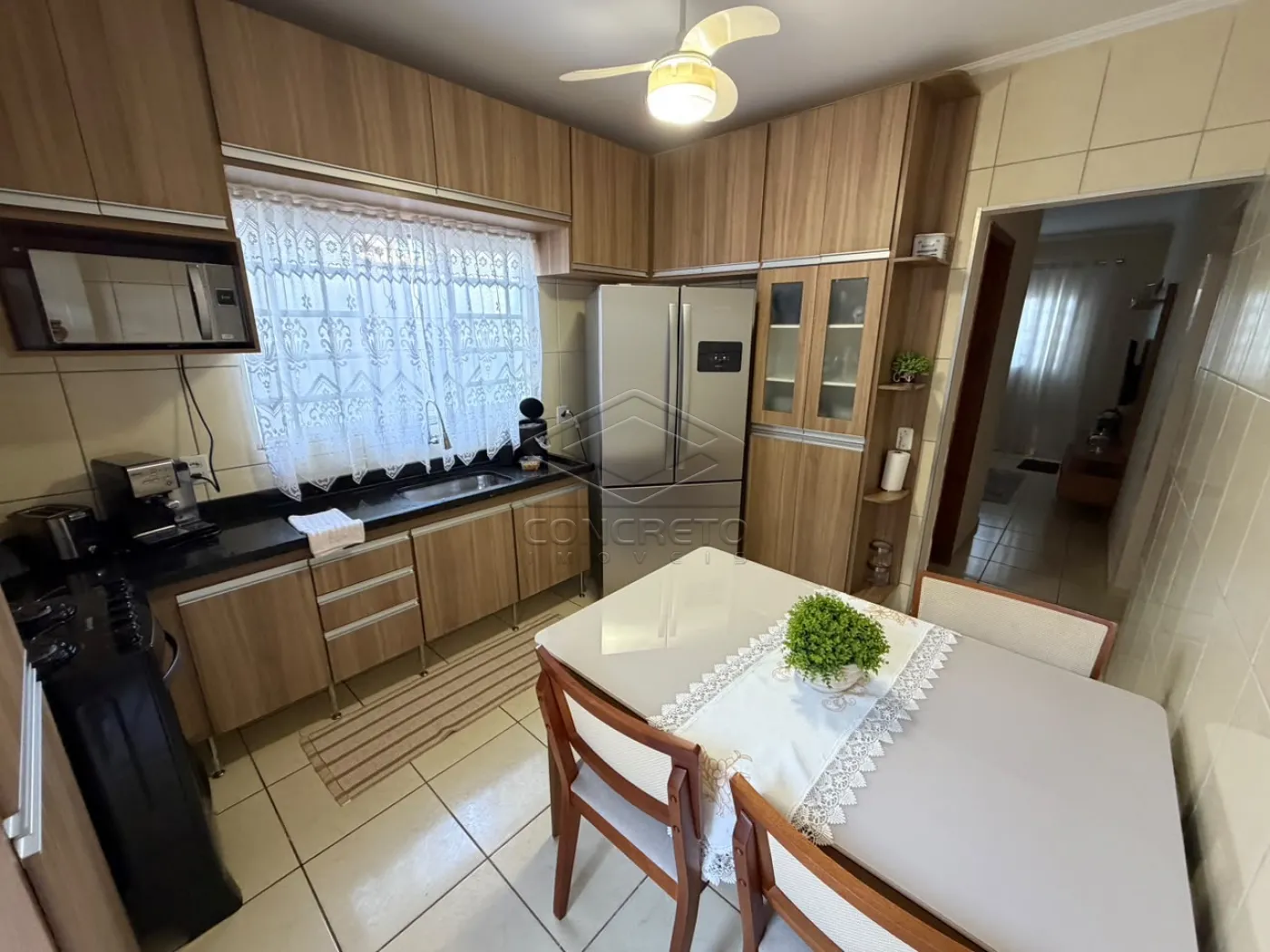 Comprar Casa / Padr&atilde;o em Len&ccedil;&oacute;is Paulista R$ 490.000,00 - Foto 1