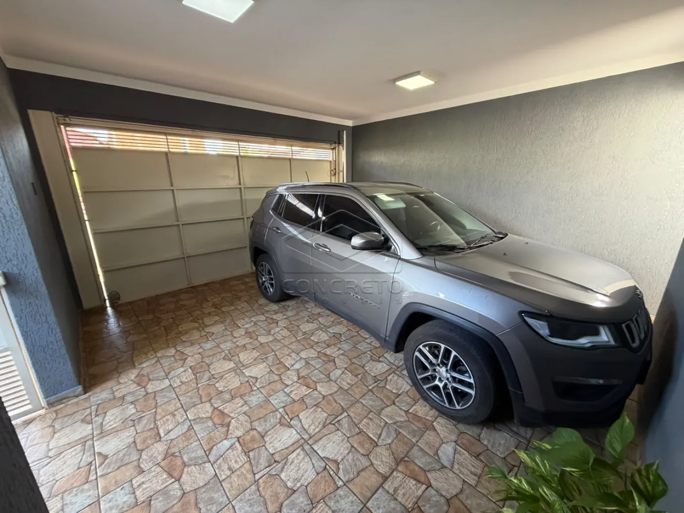 Comprar Casa / Padr&atilde;o em Len&ccedil;&oacute;is Paulista R$ 490.000,00 - Foto 4