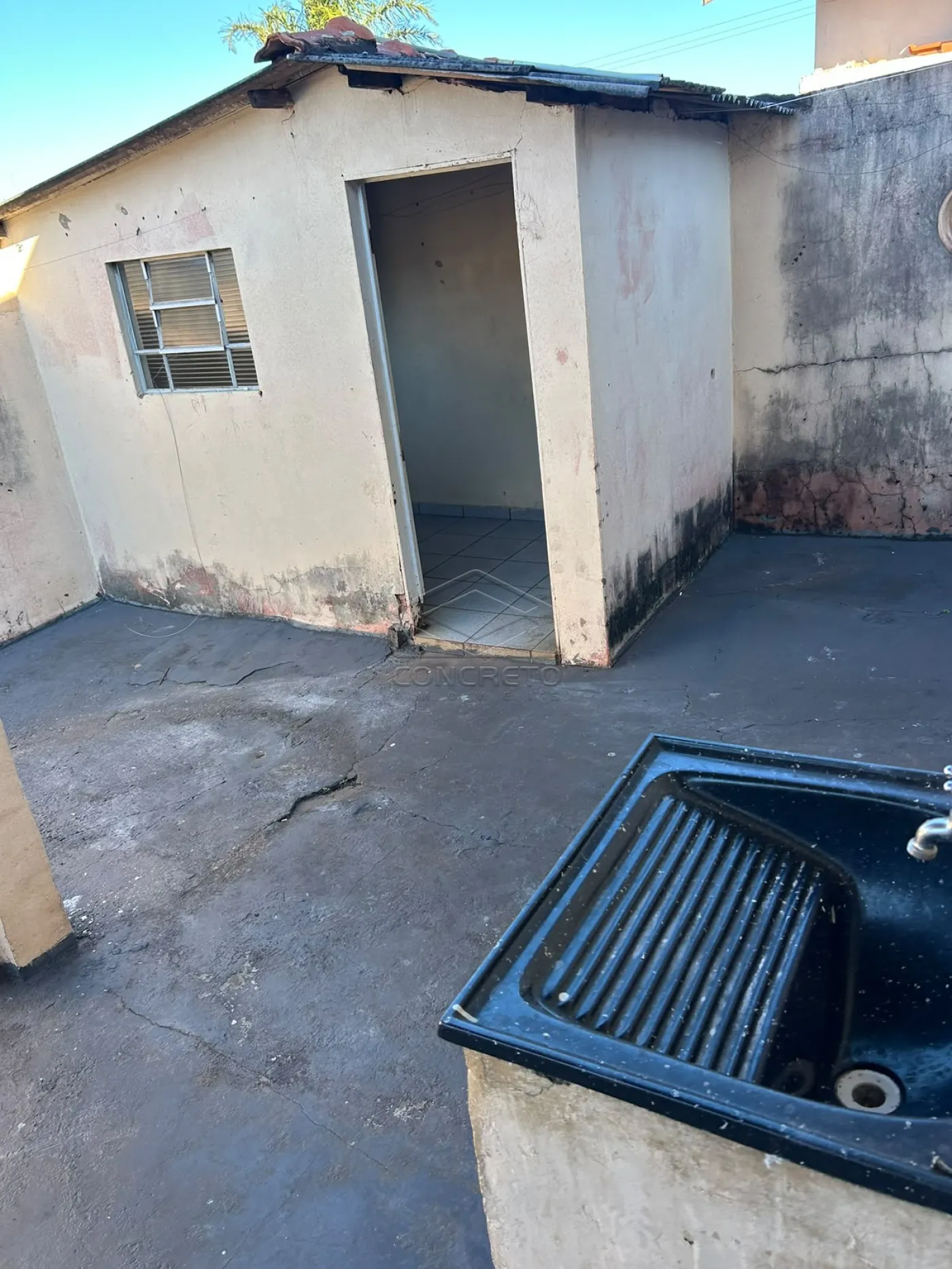 Alugar Casa / Padr&atilde;o em Len&ccedil;&oacute;is Paulista R$ 1.700,00 - Foto 9