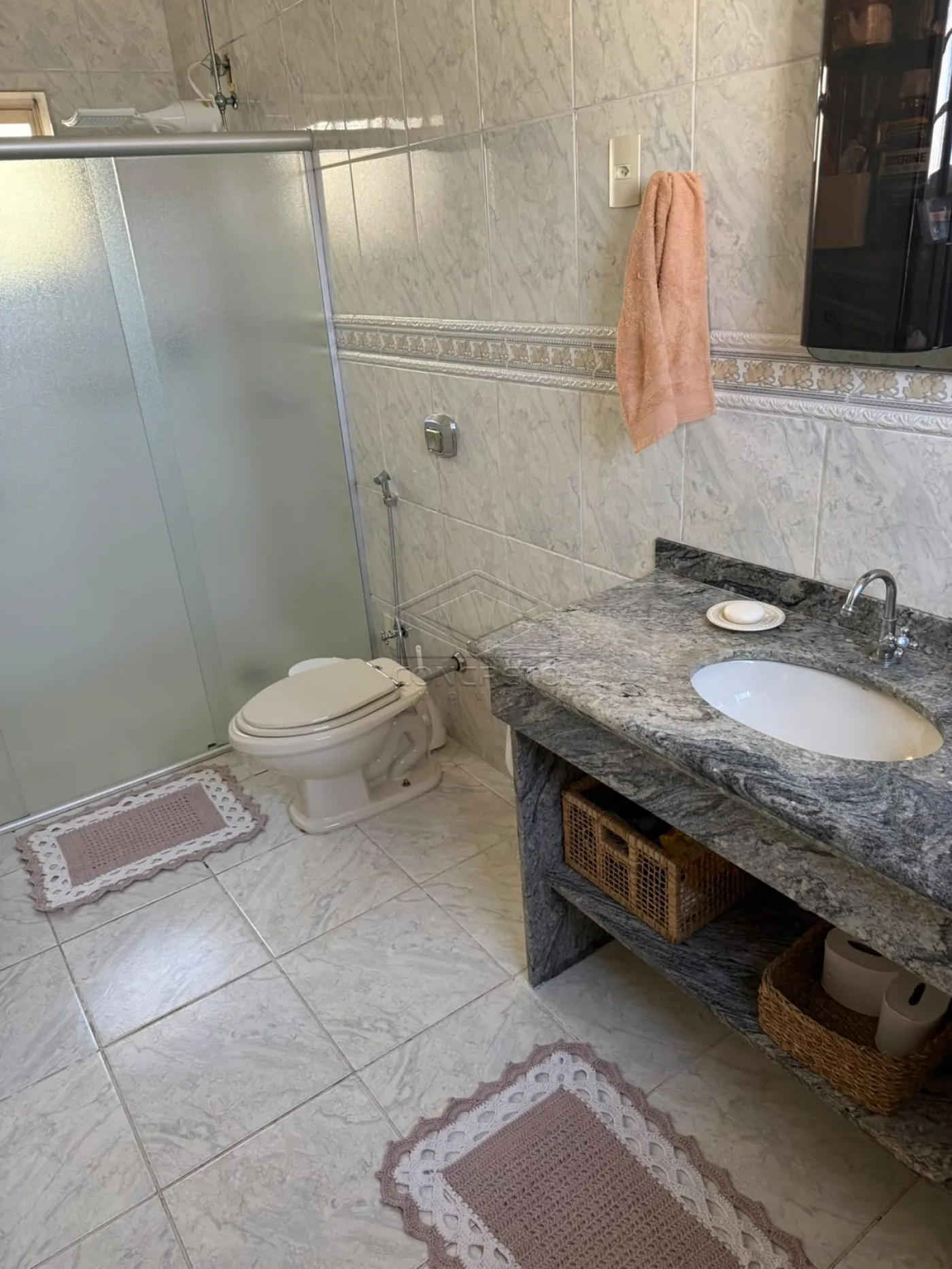 Comprar Casa / Resid&ecirc;ncia em Len&ccedil;&oacute;is Paulista R$ 890.000,00 - Foto 4
