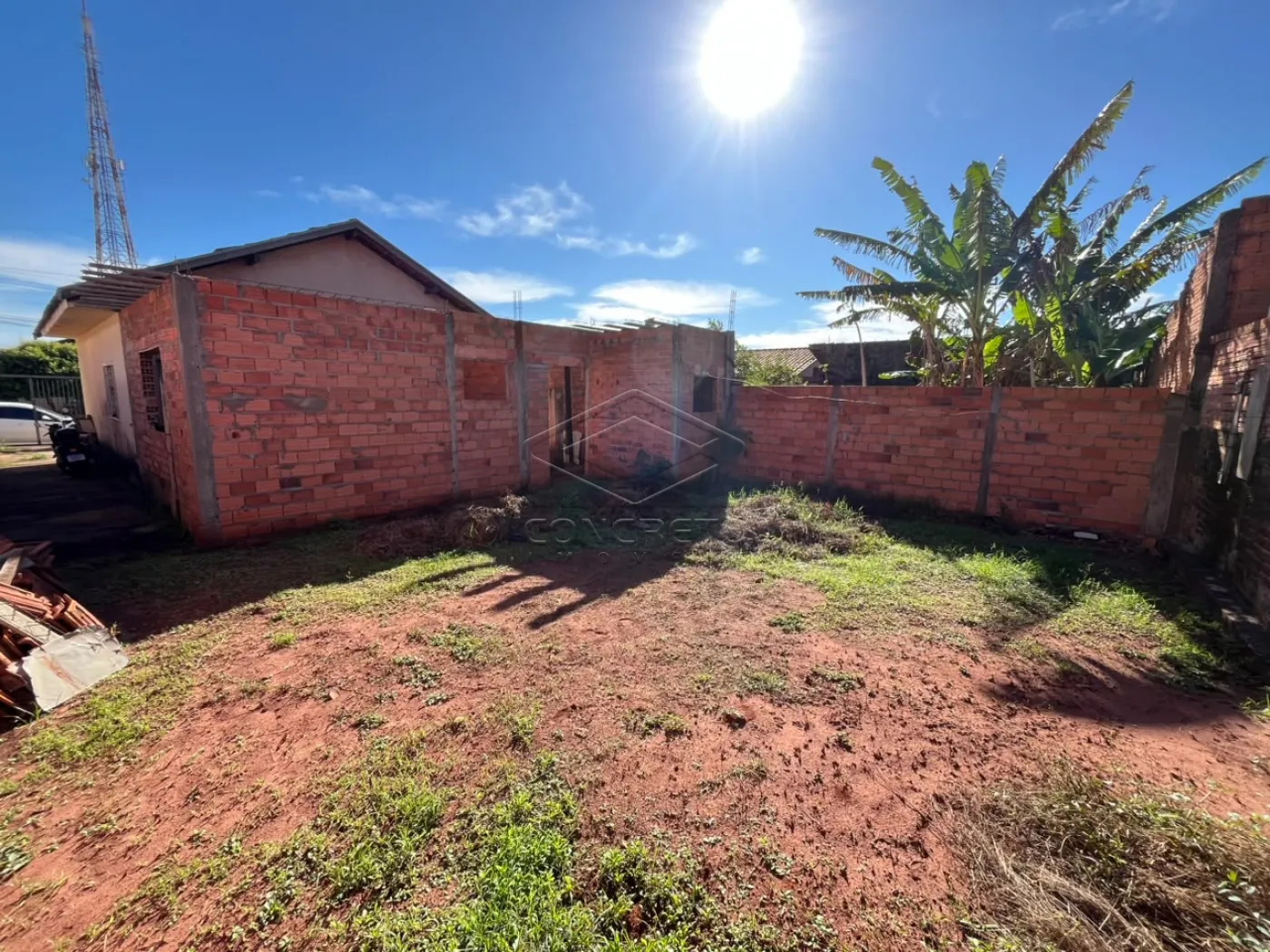 Comprar Casa / Padr&atilde;o em Len&ccedil;&oacute;is Paulista R$ 240.000,00 - Foto 5