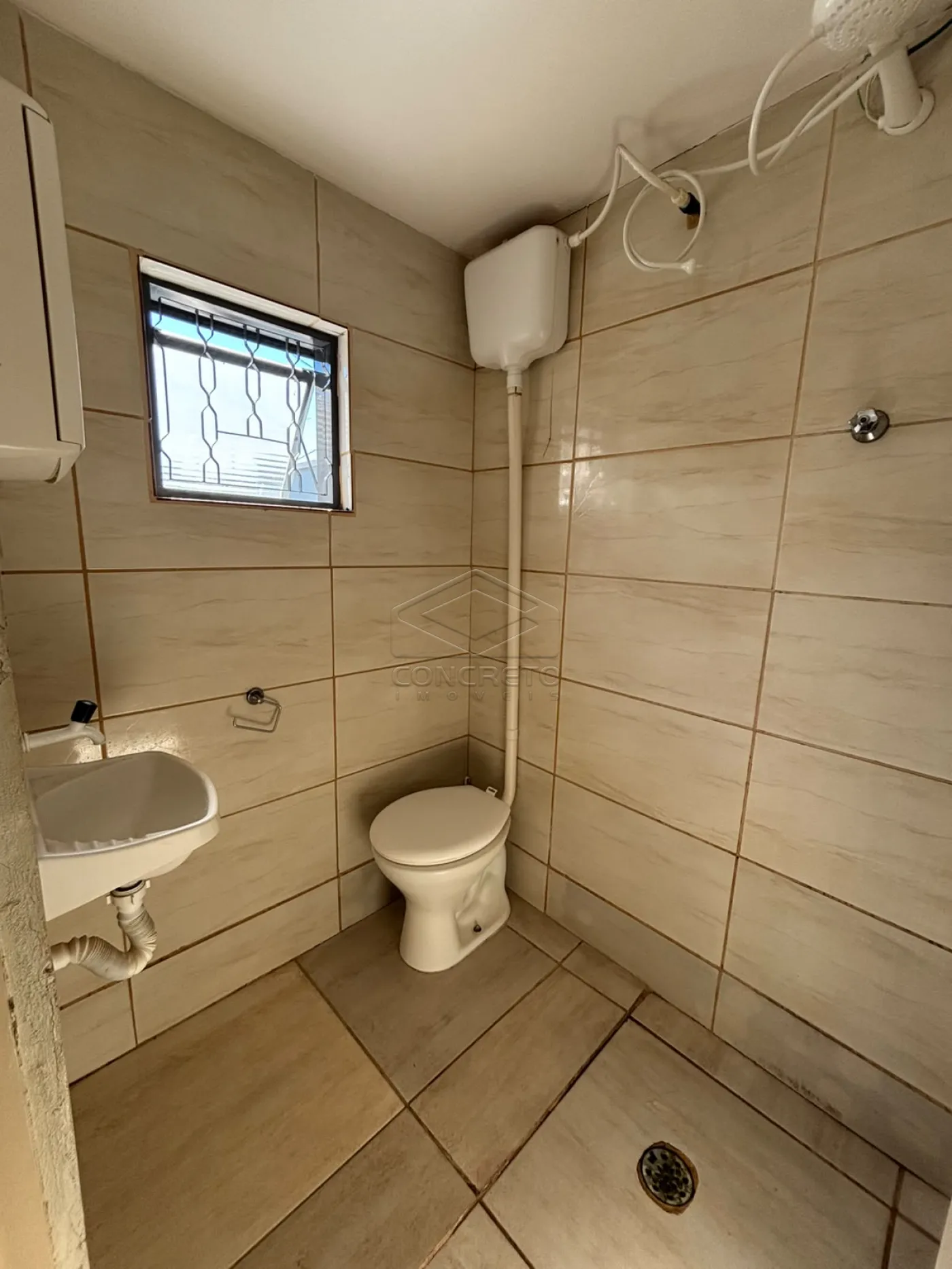 Alugar Apartamento / Kitnet em Len&ccedil;&oacute;is Paulista R$ 1.000,00 - Foto 3