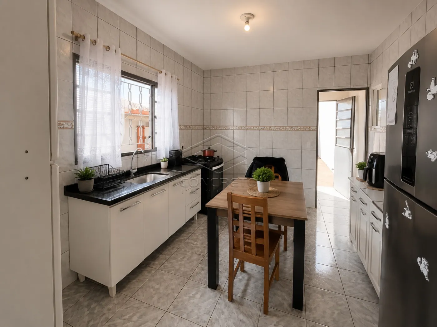 Comprar Casa / Padr&atilde;o em Len&ccedil;&oacute;is Paulista R$ 280.000,00 - Foto 8