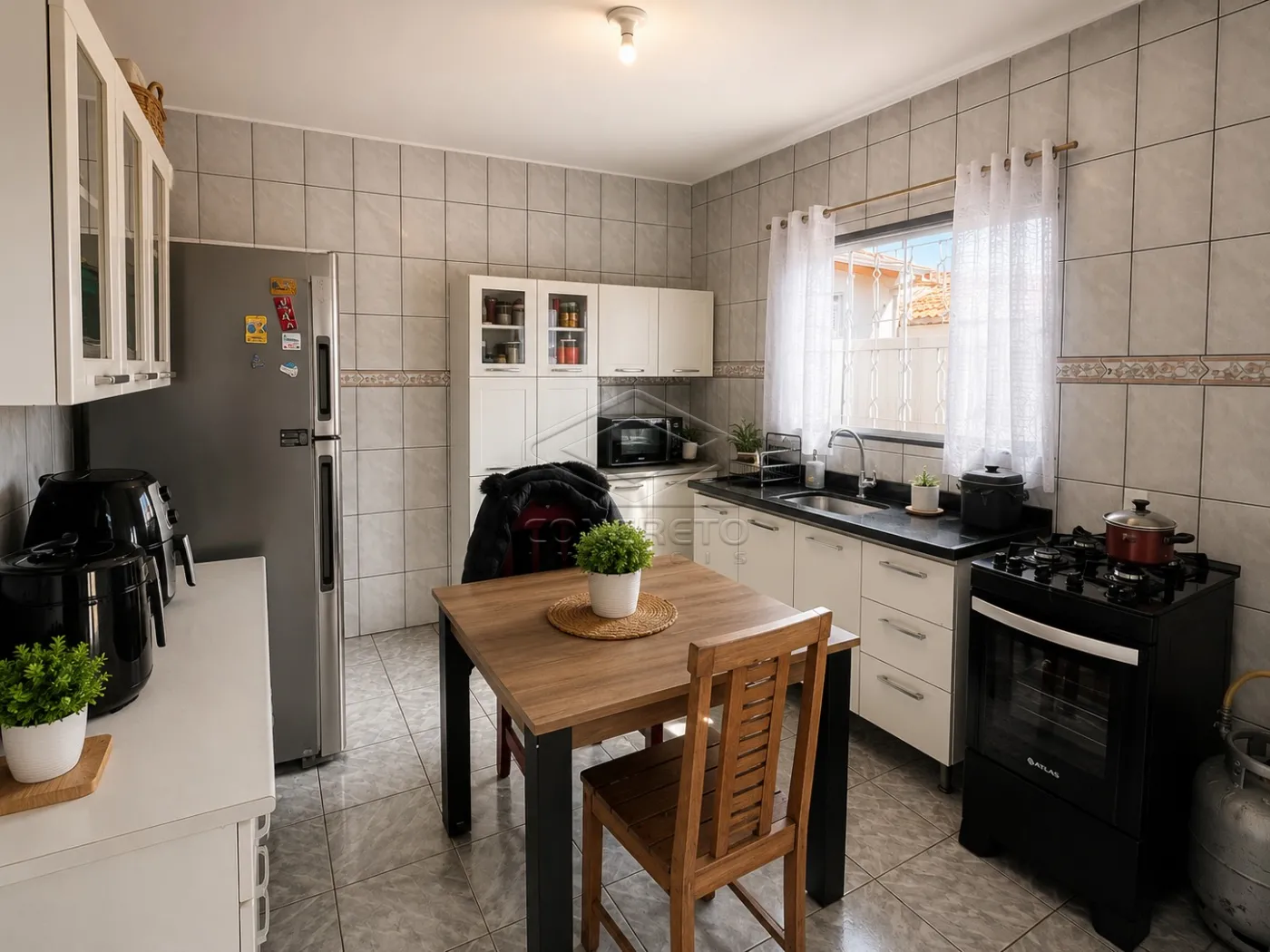 Comprar Casa / Padr&atilde;o em Len&ccedil;&oacute;is Paulista R$ 280.000,00 - Foto 9
