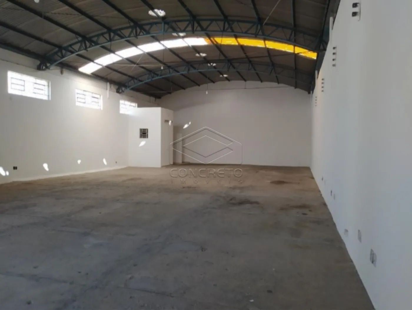 Alugar Comercial / Galp&atilde;o em Bauru R$ 4.300,00 - Foto 2